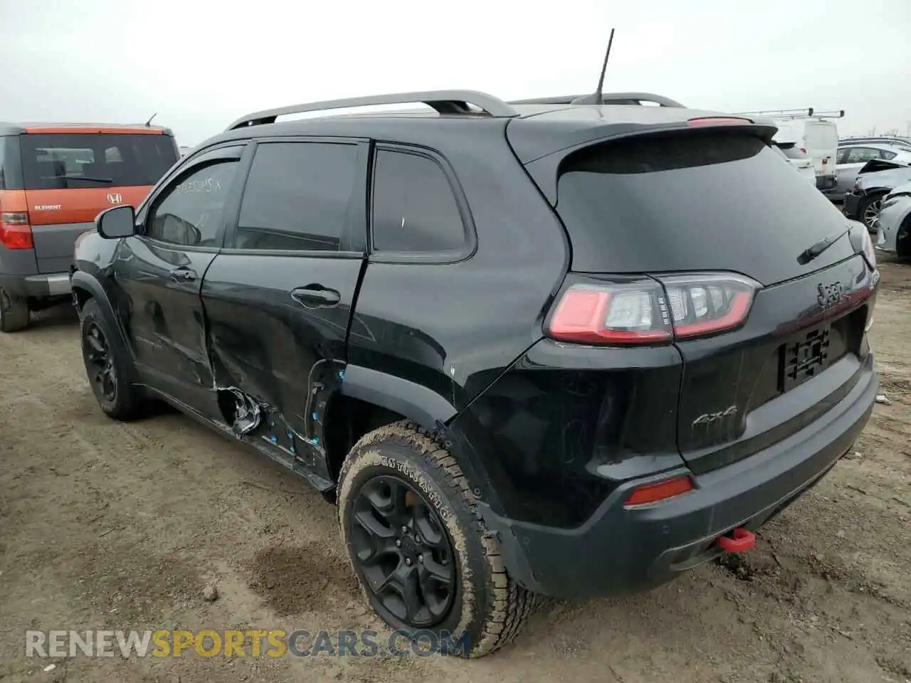 2 Photograph of a damaged car 1C4PJMBXXKD127749 JEEP CHEROKEE 2019
