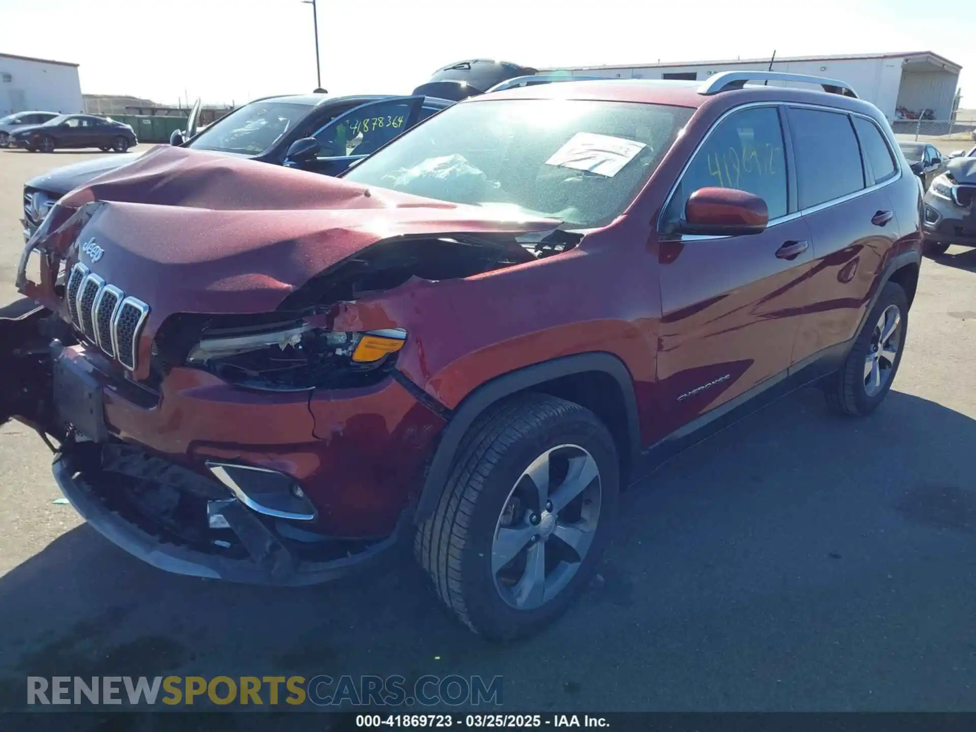 2 Photograph of a damaged car 1C4PJMDX0KD309375 JEEP CHEROKEE 2019