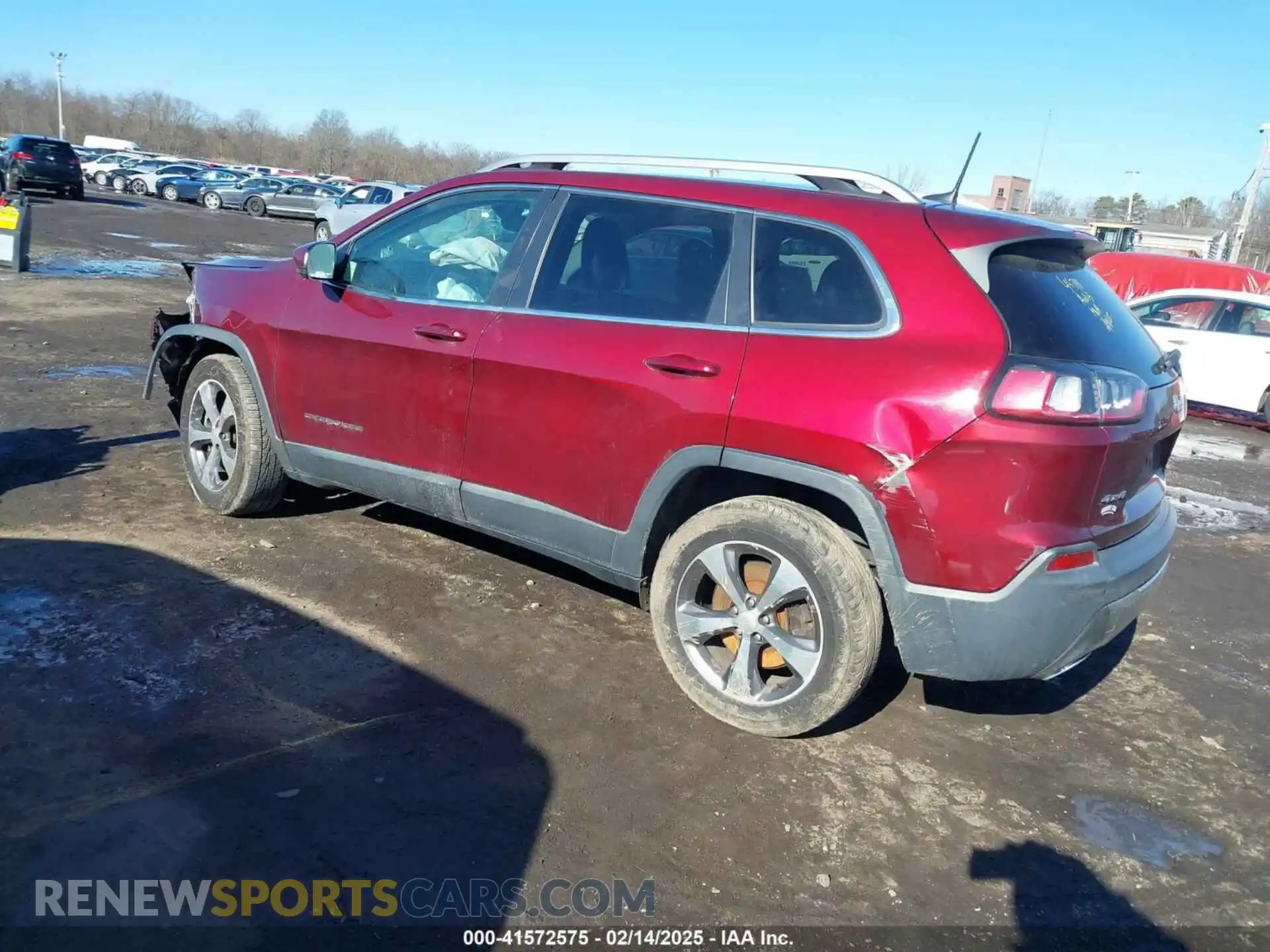 3 Photograph of a damaged car 1C4PJMDX6KD337276 JEEP CHEROKEE 2019
