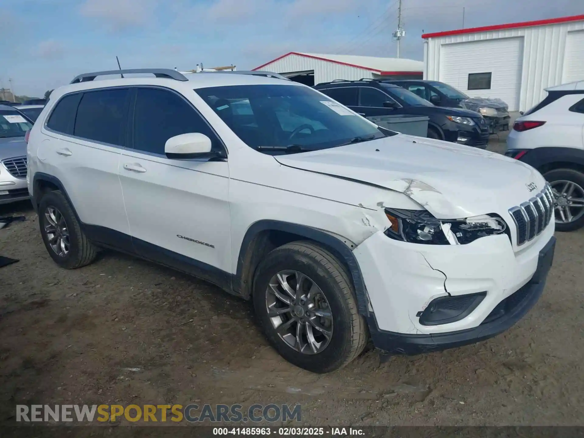 1 Photograph of a damaged car 1C4PJMLB0KD105309 JEEP CHEROKEE 2019