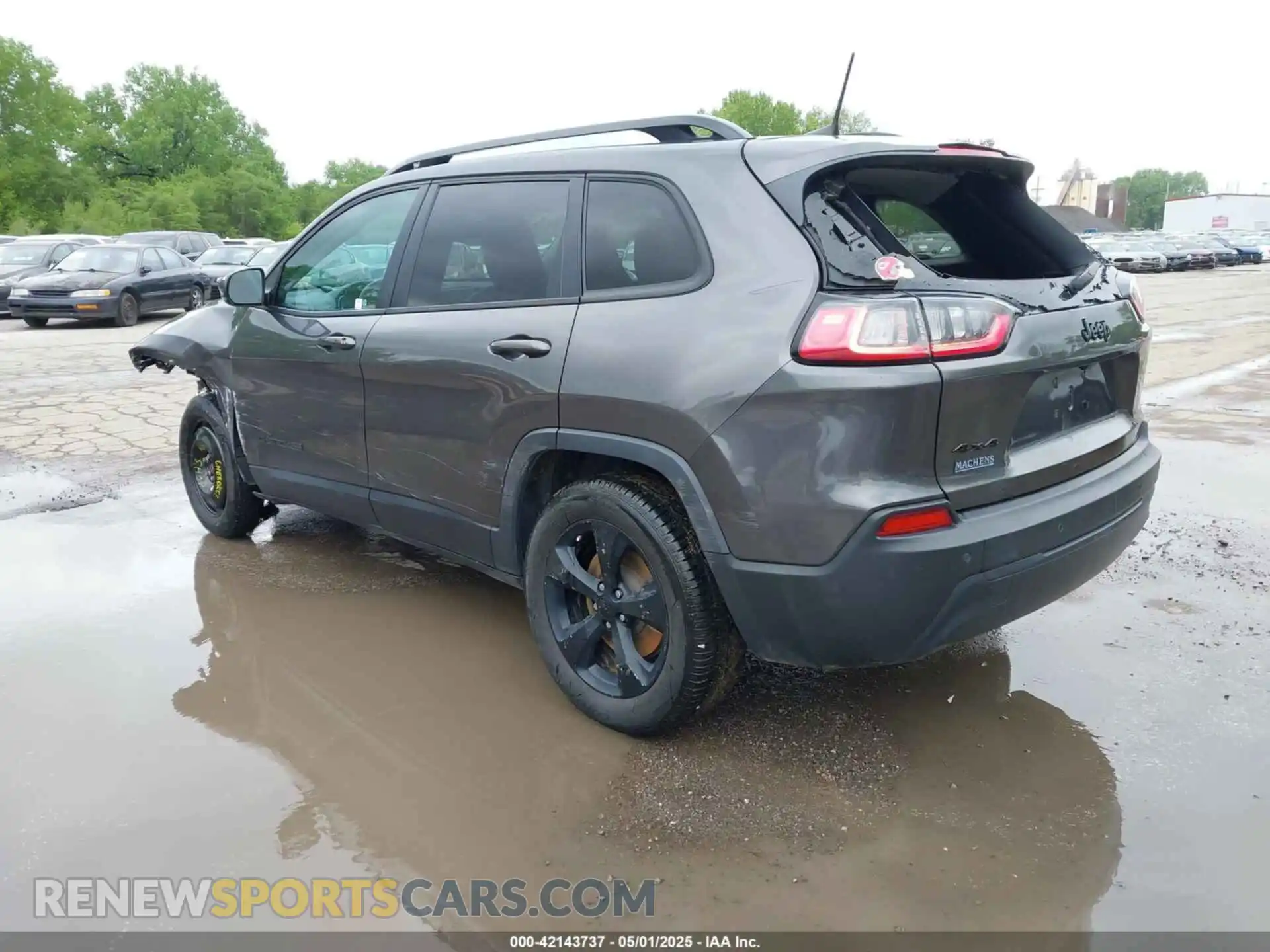 3 Photograph of a damaged car 1C4PJMLB2KD328371 JEEP CHEROKEE 2019