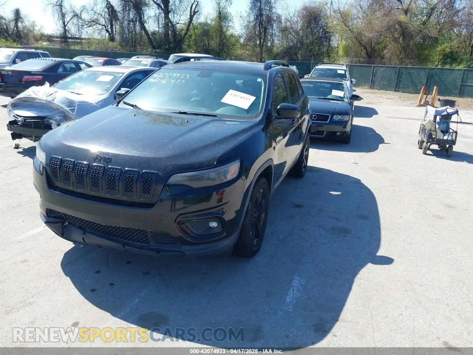 2 Photograph of a damaged car 1C4PJMLB3KD321381 JEEP CHEROKEE 2019