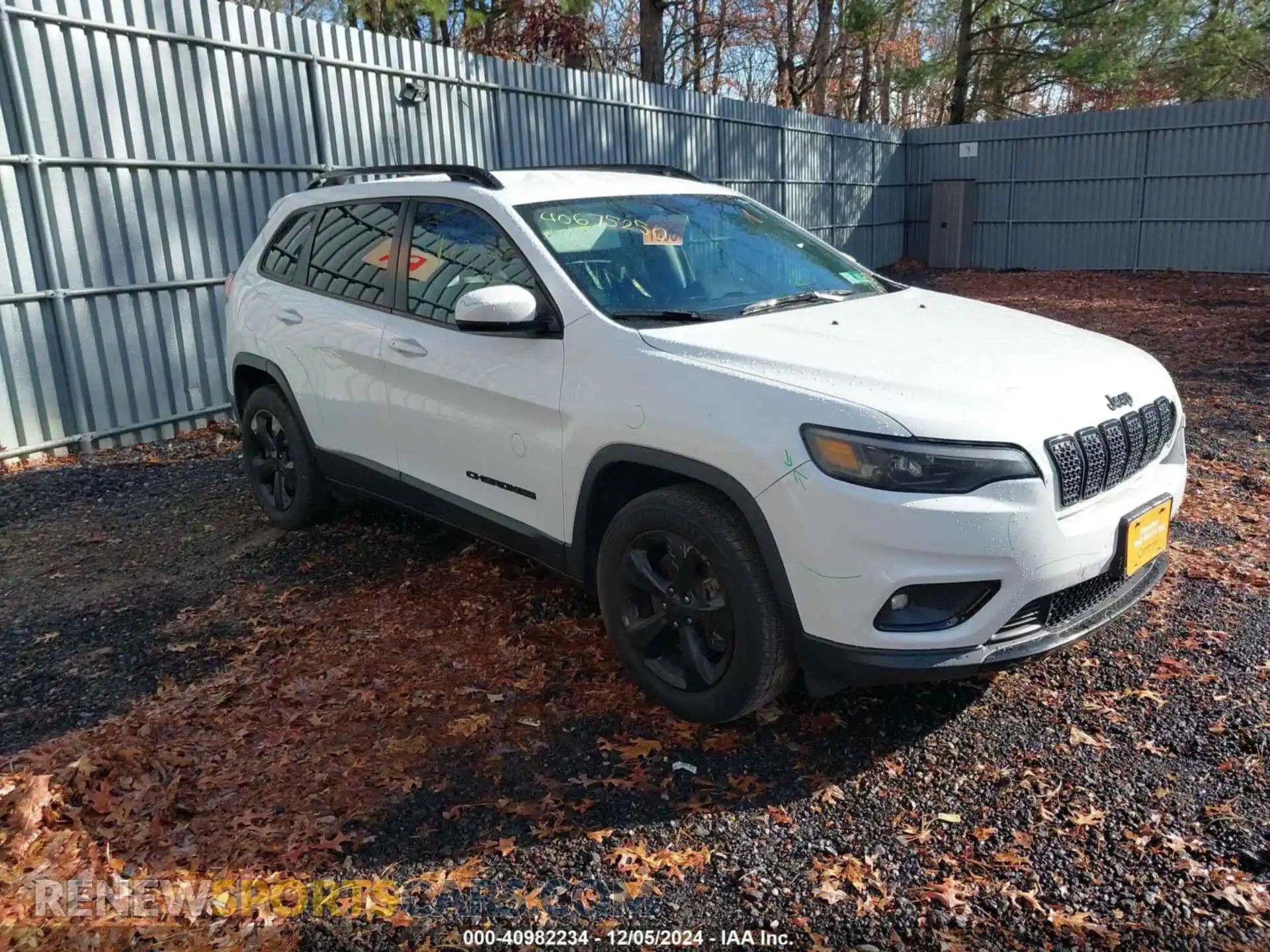 1 Photograph of a damaged car 1C4PJMLB4KD321809 JEEP CHEROKEE 2019