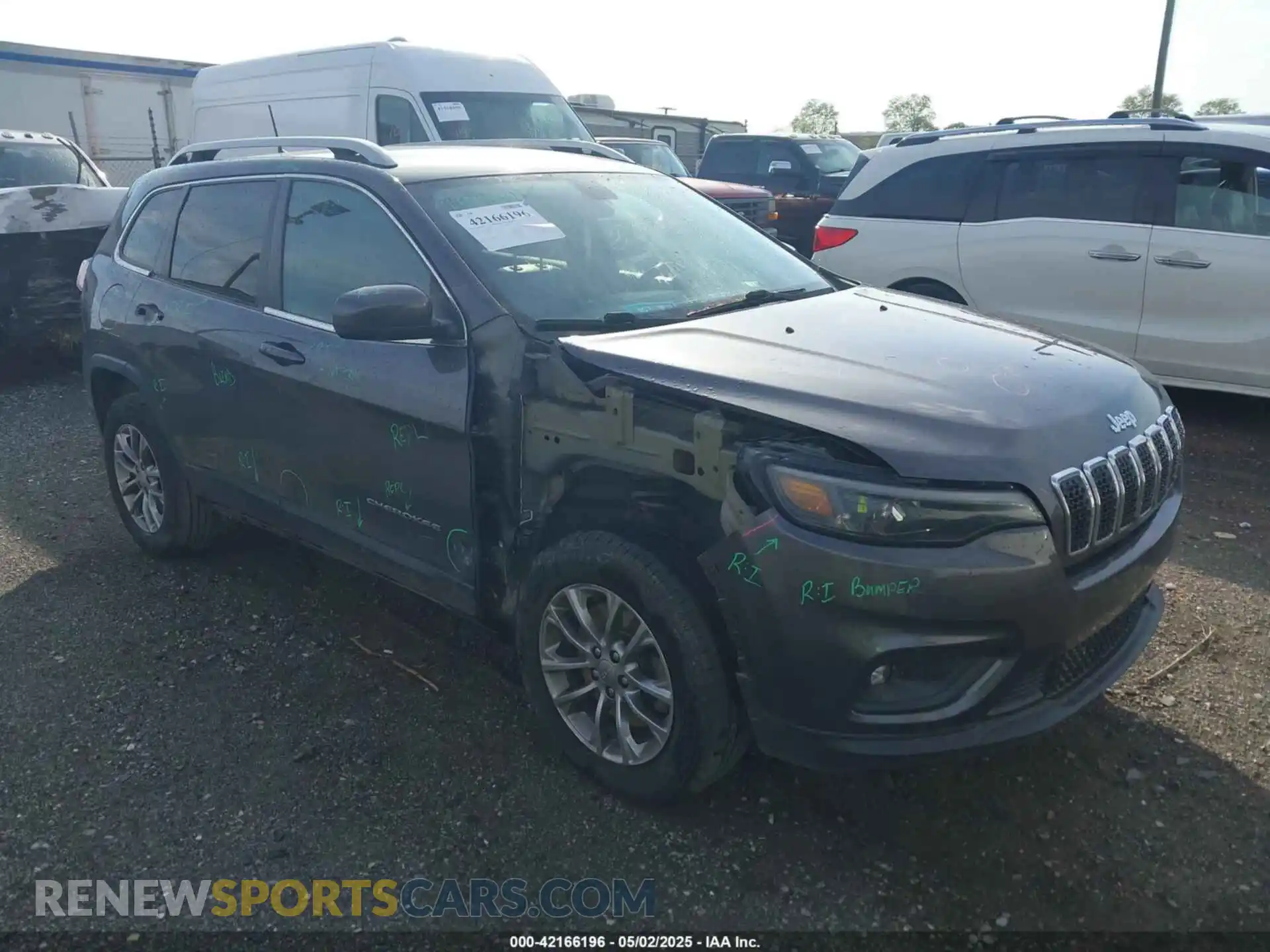 1 Photograph of a damaged car 1C4PJMLB8KD208039 JEEP CHEROKEE 2019