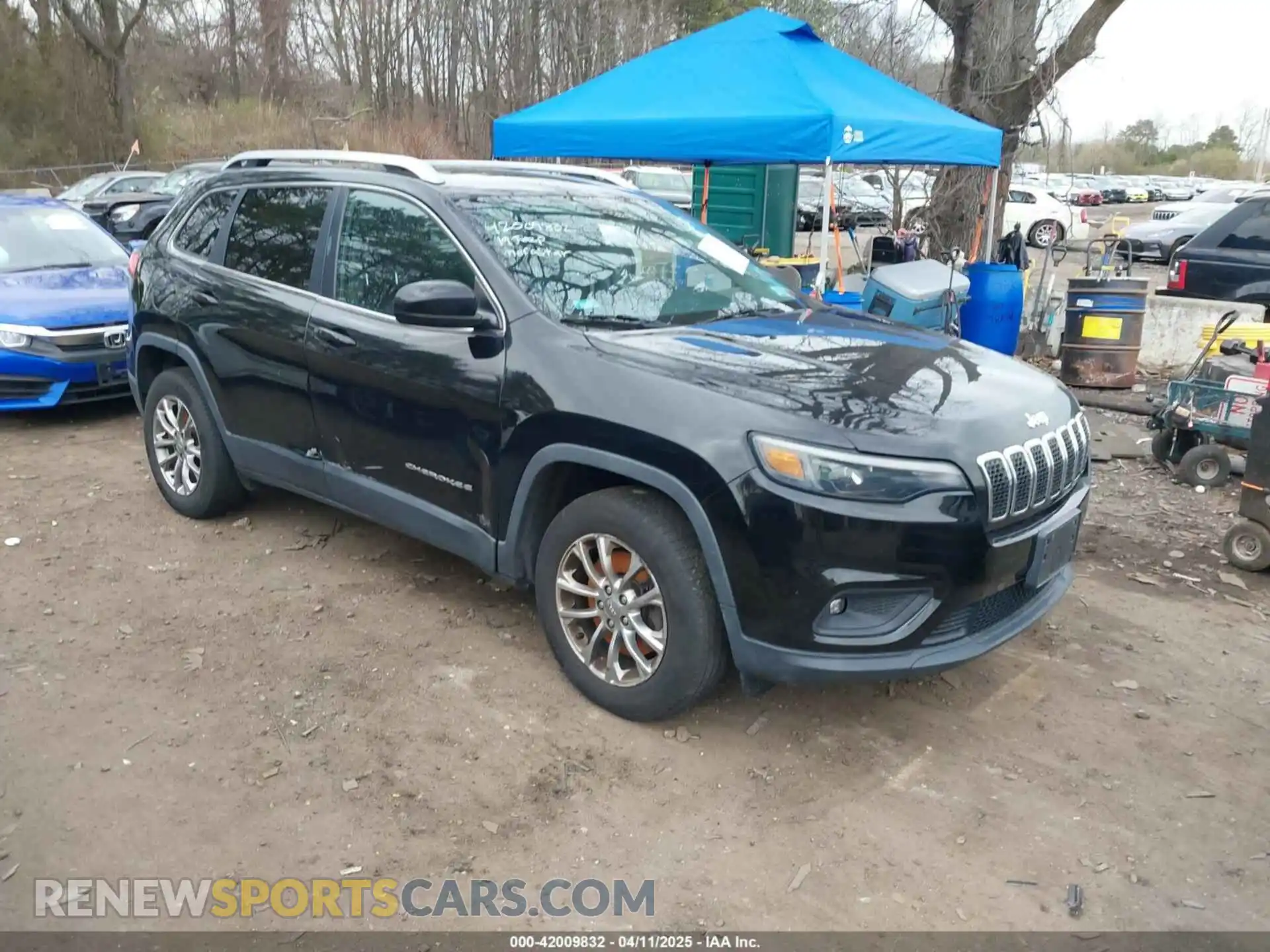 1 Photograph of a damaged car 1C4PJMLN1KD268643 JEEP CHEROKEE 2019