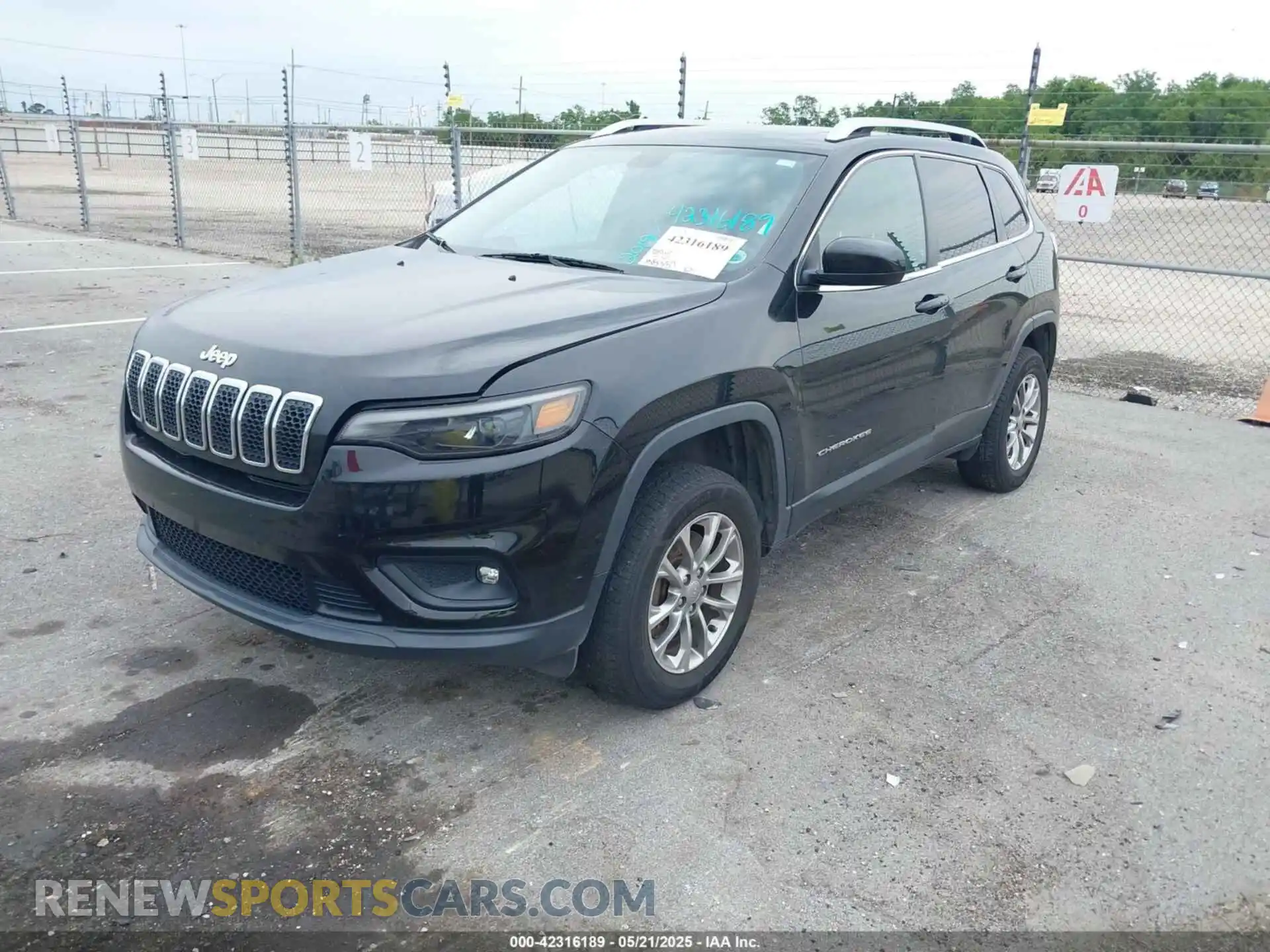 2 Photograph of a damaged car 1C4PJMLN4KD167192 JEEP CHEROKEE 2019