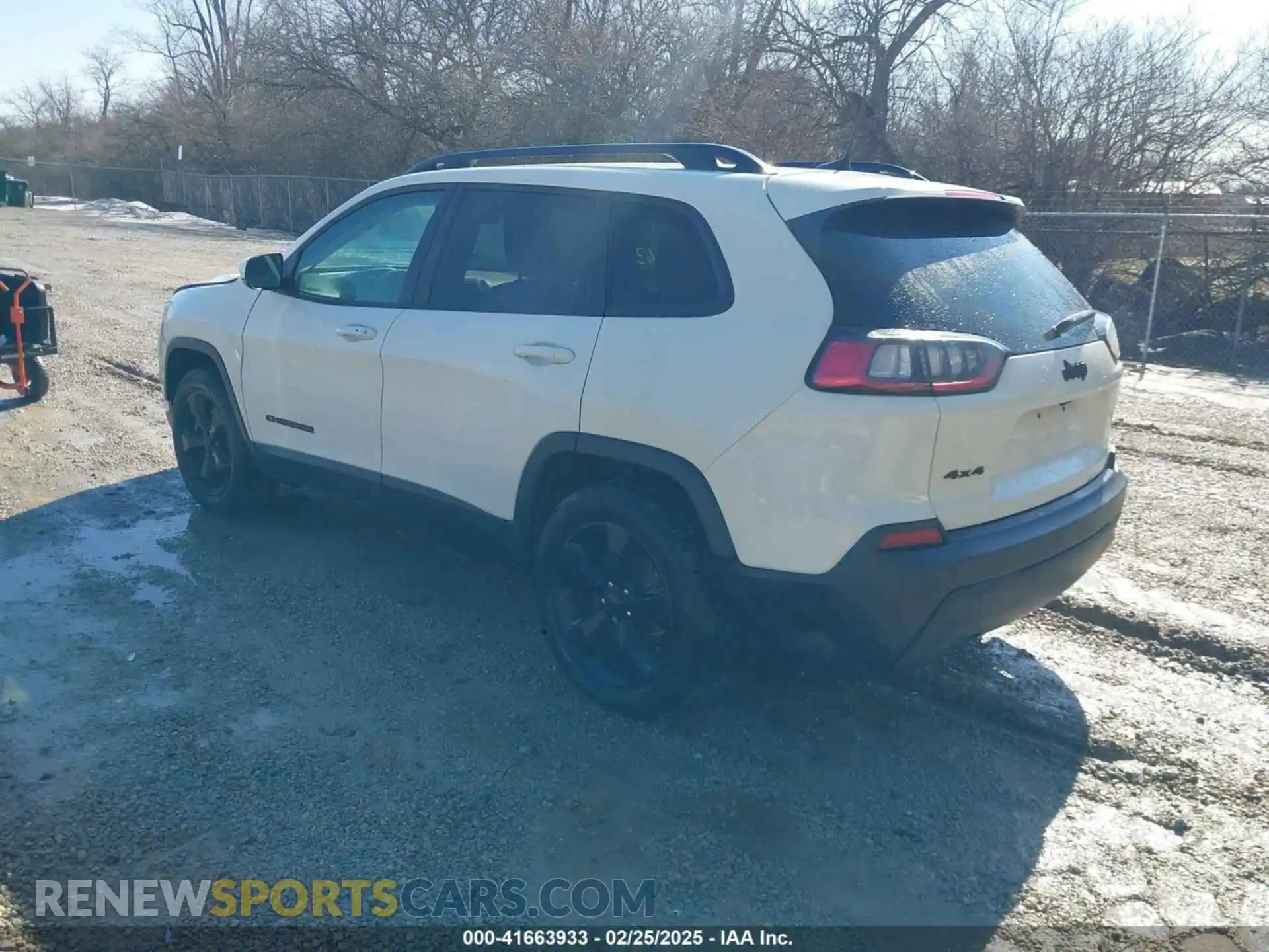 3 Photograph of a damaged car 1C4PJMLX0KD430182 JEEP CHEROKEE 2019