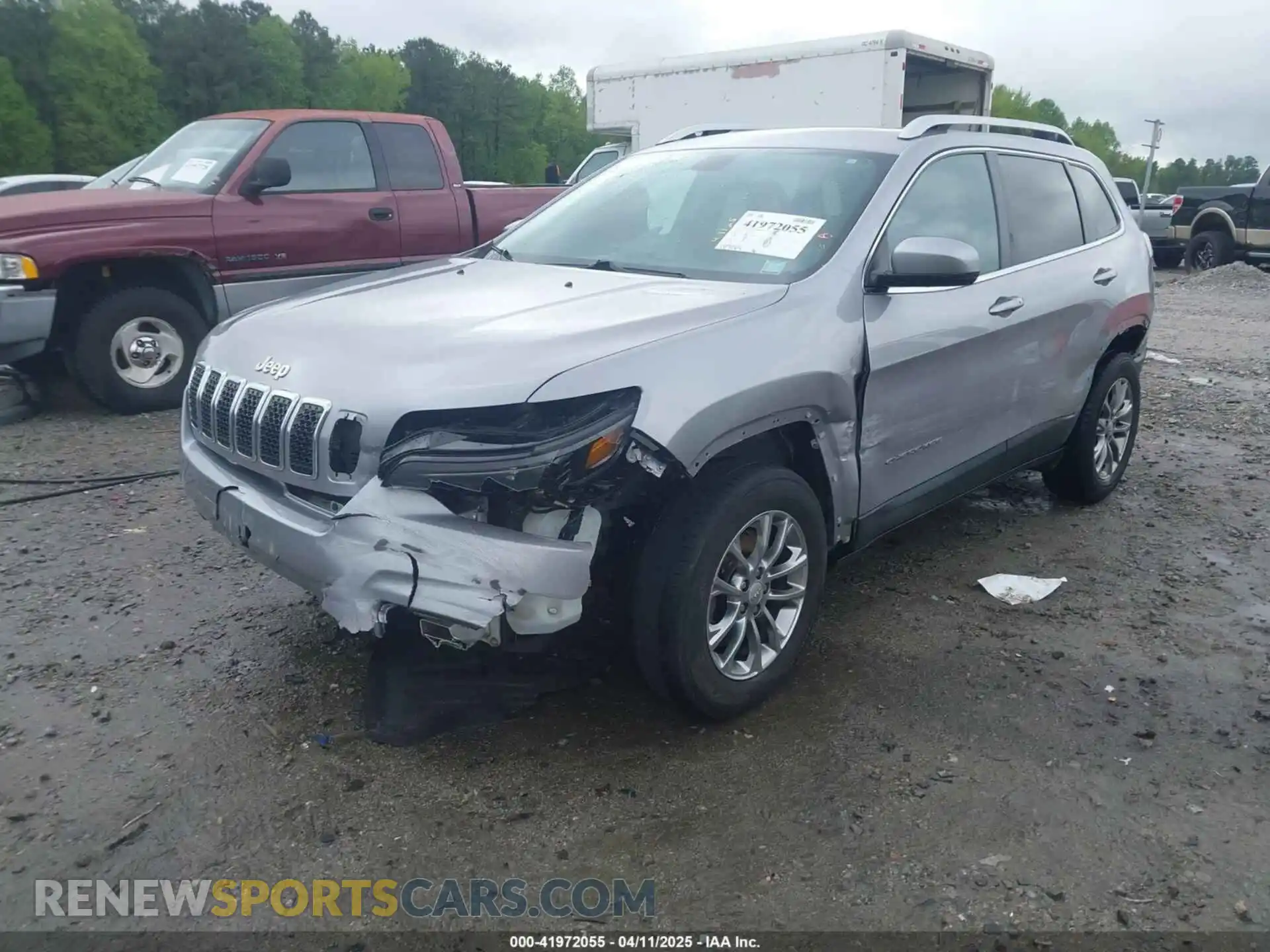 2 Photograph of a damaged car 1C4PJMLX7KD104542 JEEP CHEROKEE 2019
