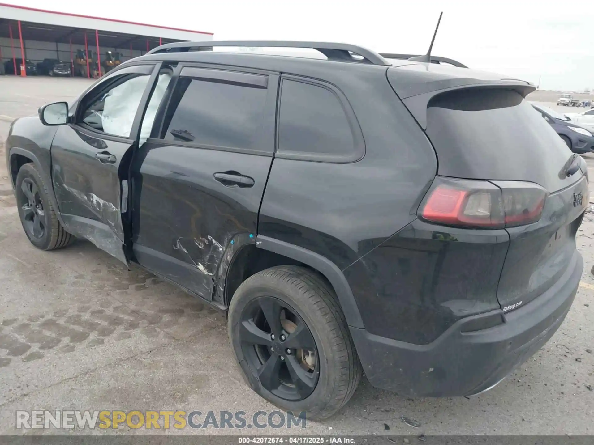 3 Photograph of a damaged car 1C4PJMLX8KD484071 JEEP CHEROKEE 2019