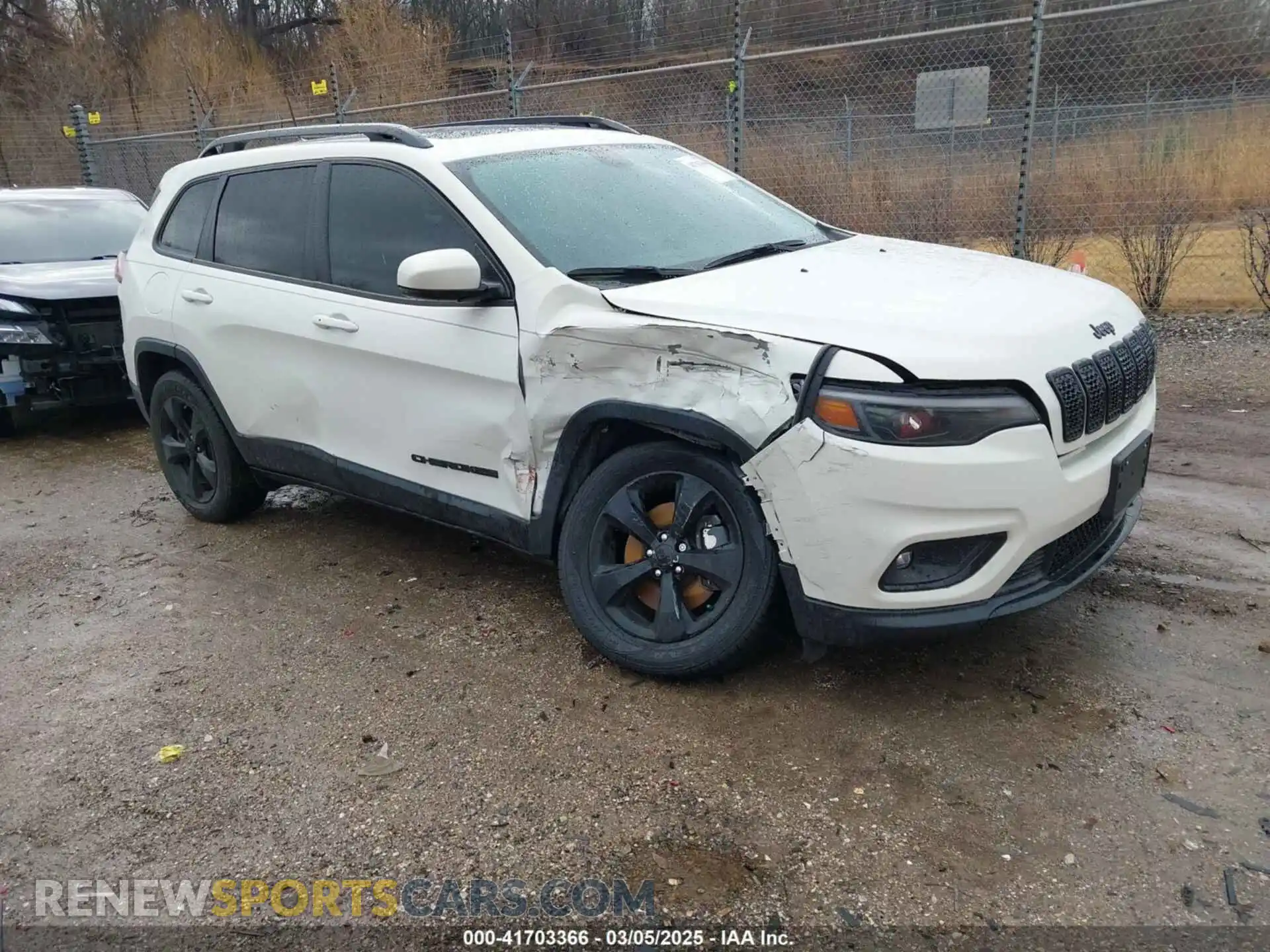 1 Photograph of a damaged car 1C4PJMLX9KD476903 JEEP CHEROKEE 2019