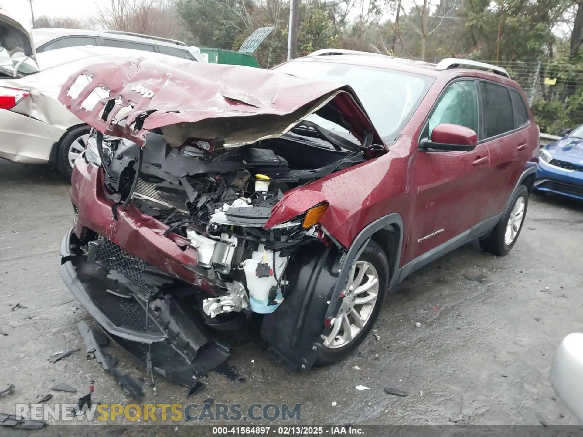 2 Photograph of a damaged car 1C4PJLCB7LD542199 JEEP CHEROKEE 2020