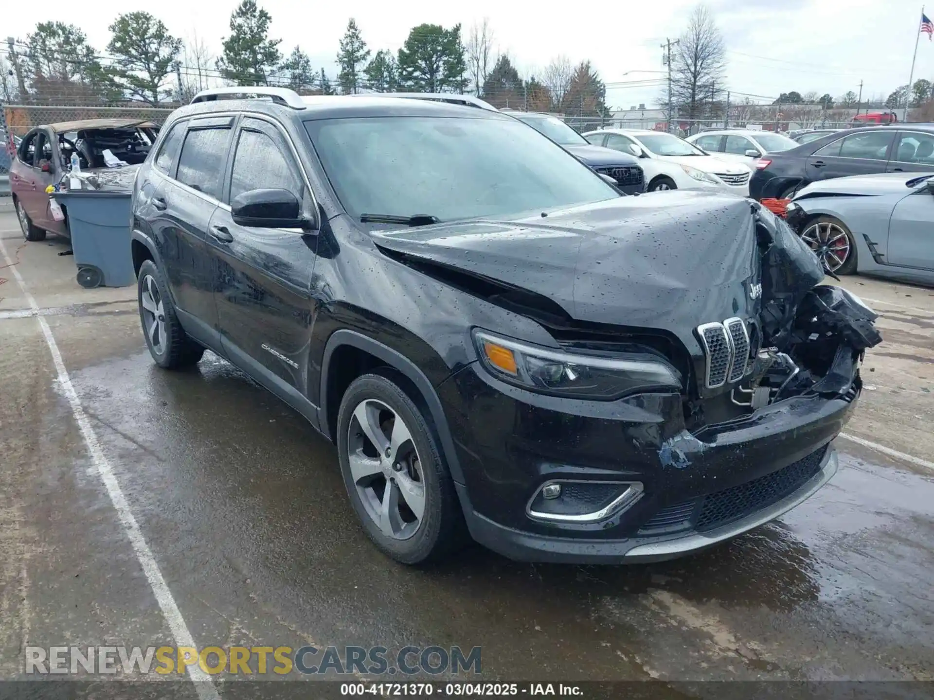 1 Photograph of a damaged car 1C4PJLDB0LD560770 JEEP CHEROKEE 2020