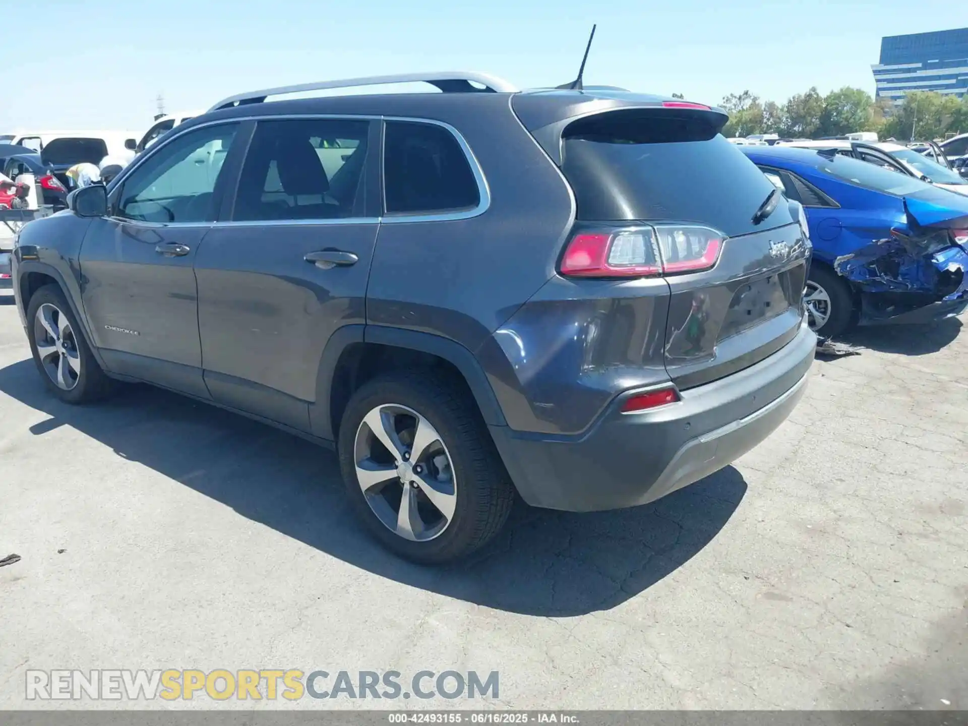 3 Photograph of a damaged car 1C4PJLDB6LD582255 JEEP CHEROKEE 2020