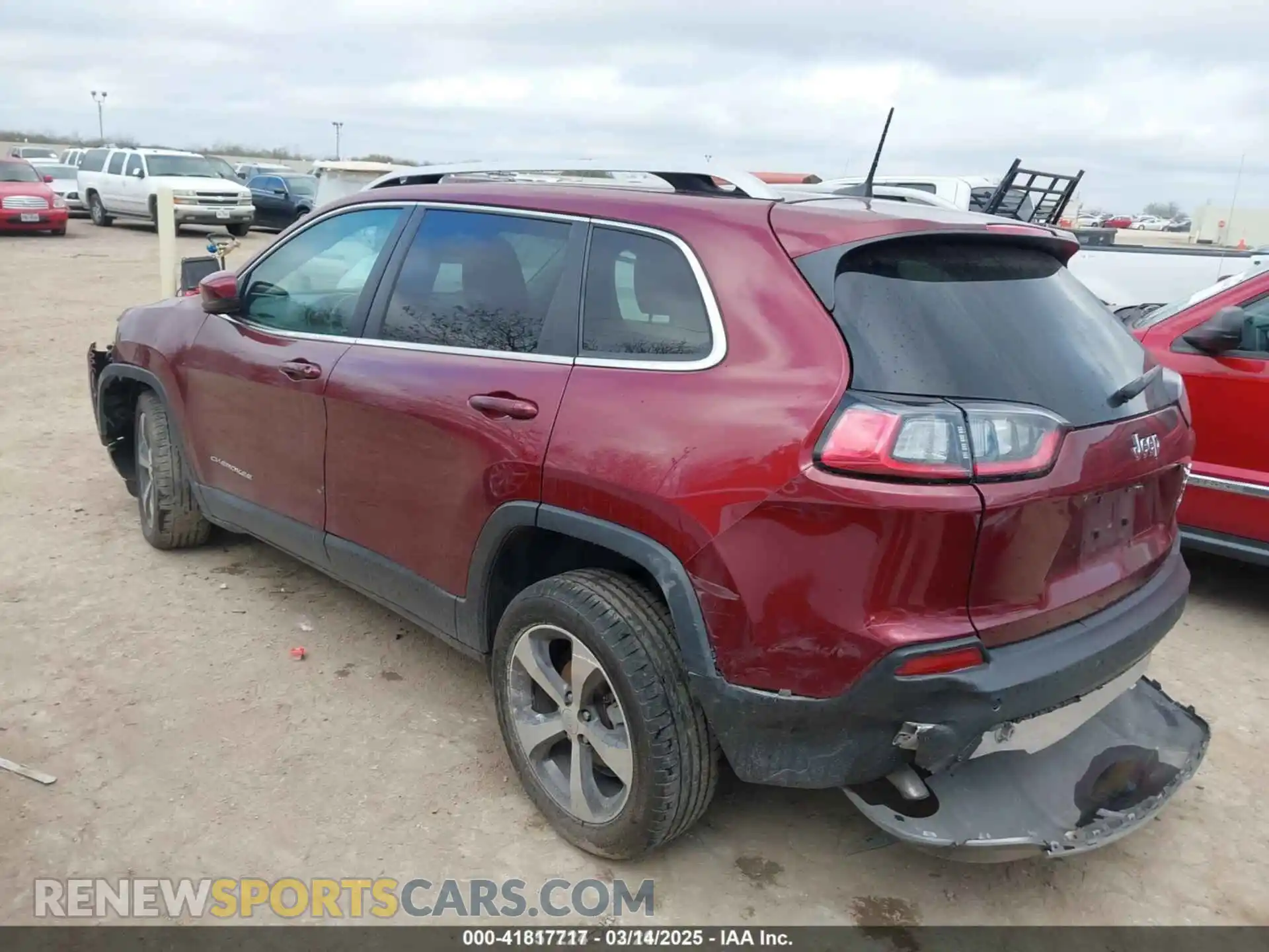 3 Photograph of a damaged car 1C4PJLDB9LD556572 JEEP CHEROKEE 2020