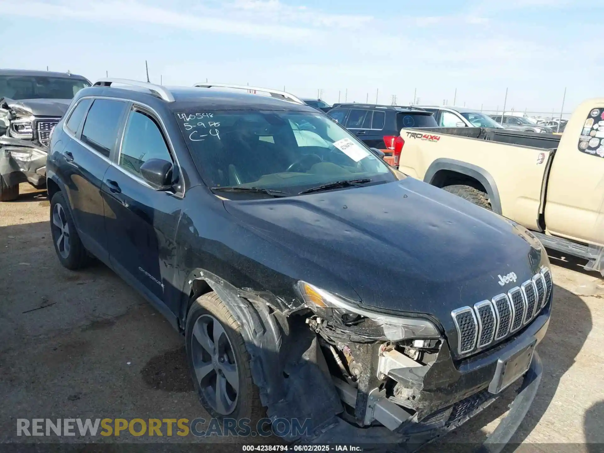1 Photograph of a damaged car 1C4PJLDB9LD610338 JEEP CHEROKEE 2020