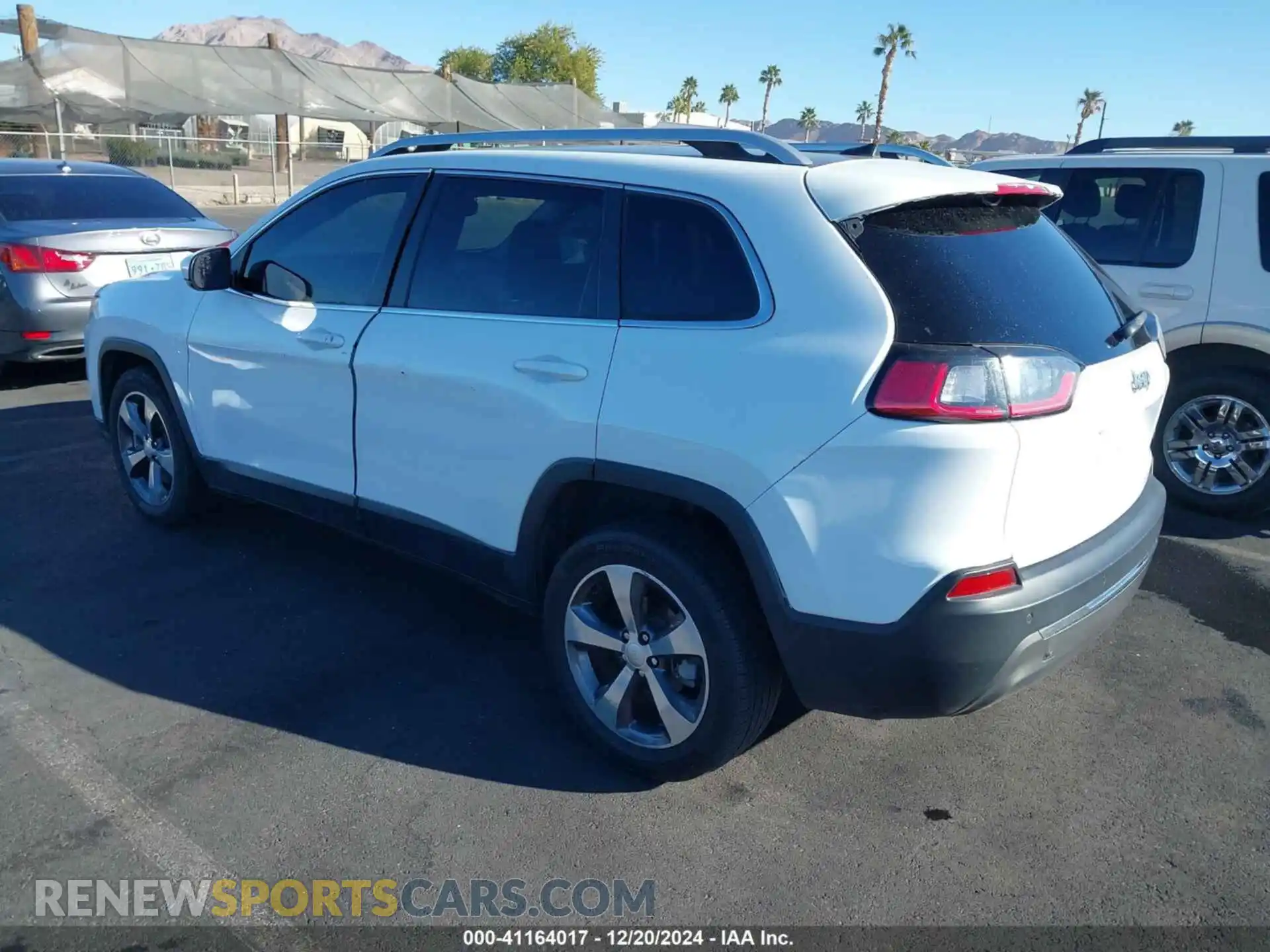 3 Photograph of a damaged car 1C4PJLDBXLD536346 JEEP CHEROKEE 2020