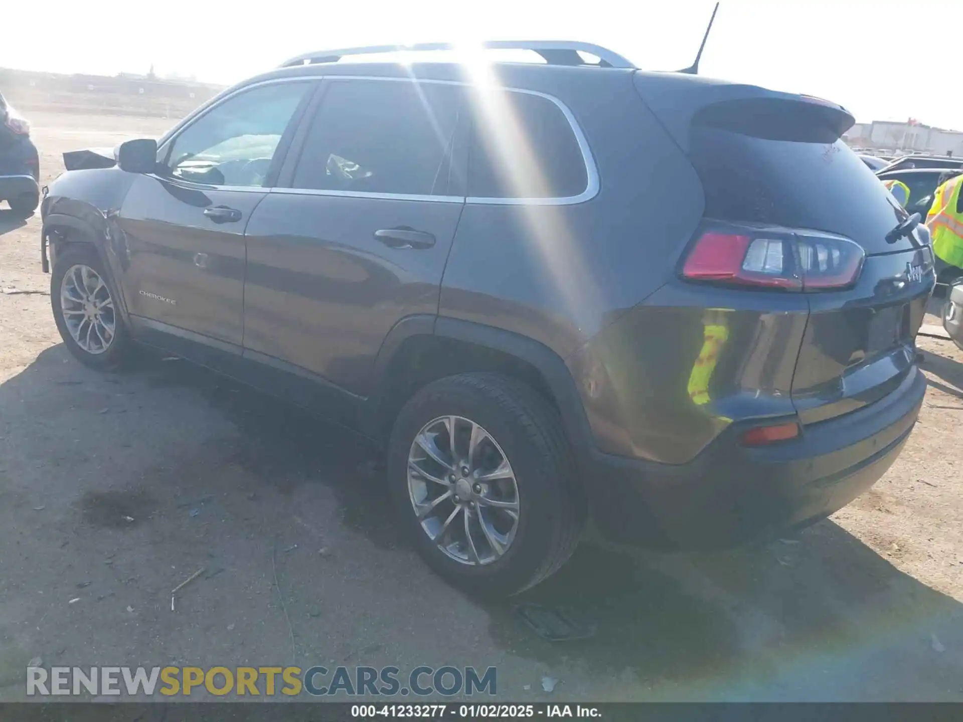 3 Photograph of a damaged car 1C4PJLLB1LD623909 JEEP CHEROKEE 2020