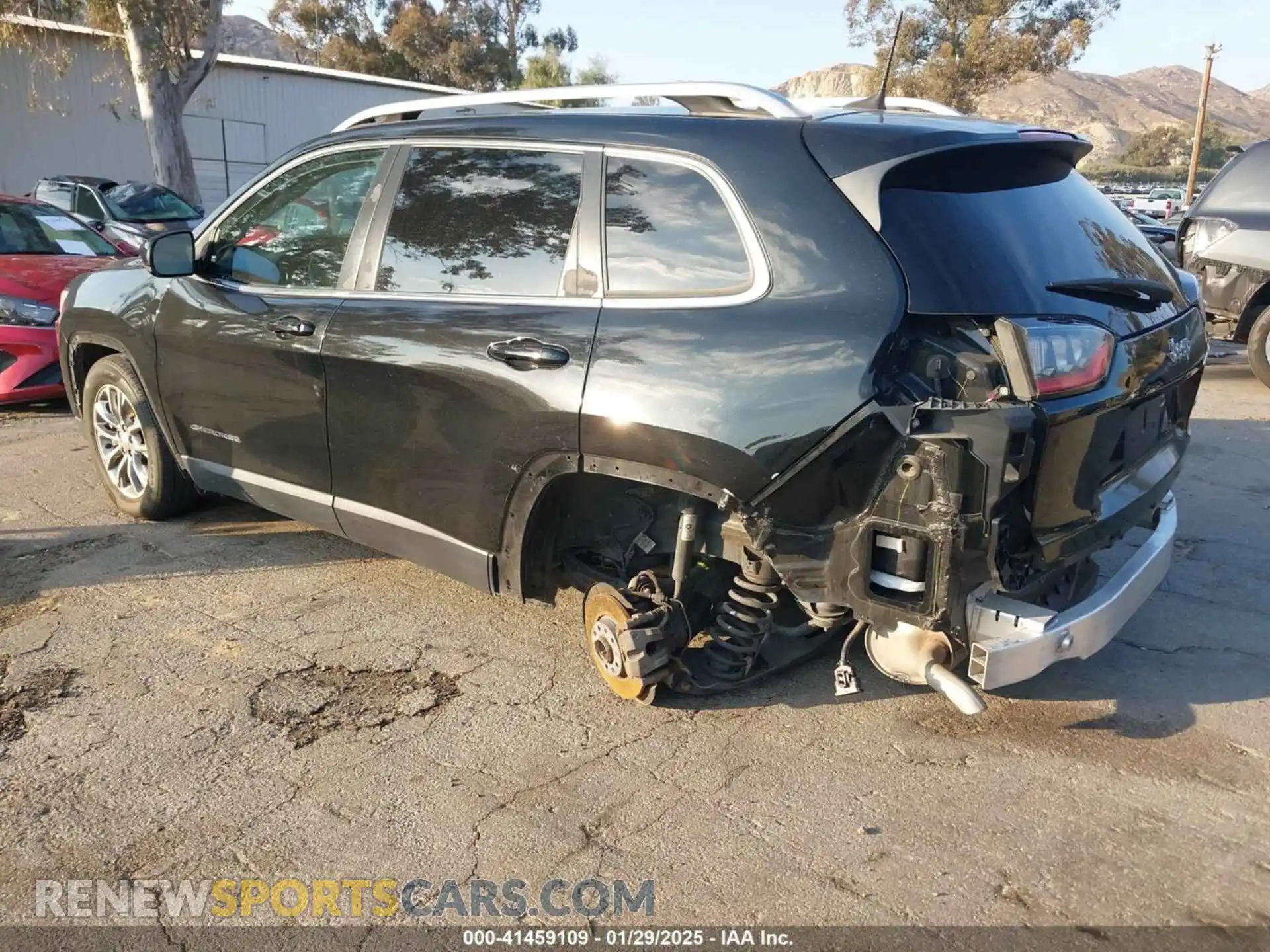 3 Photograph of a damaged car 1C4PJLLB2LD547794 JEEP CHEROKEE 2020