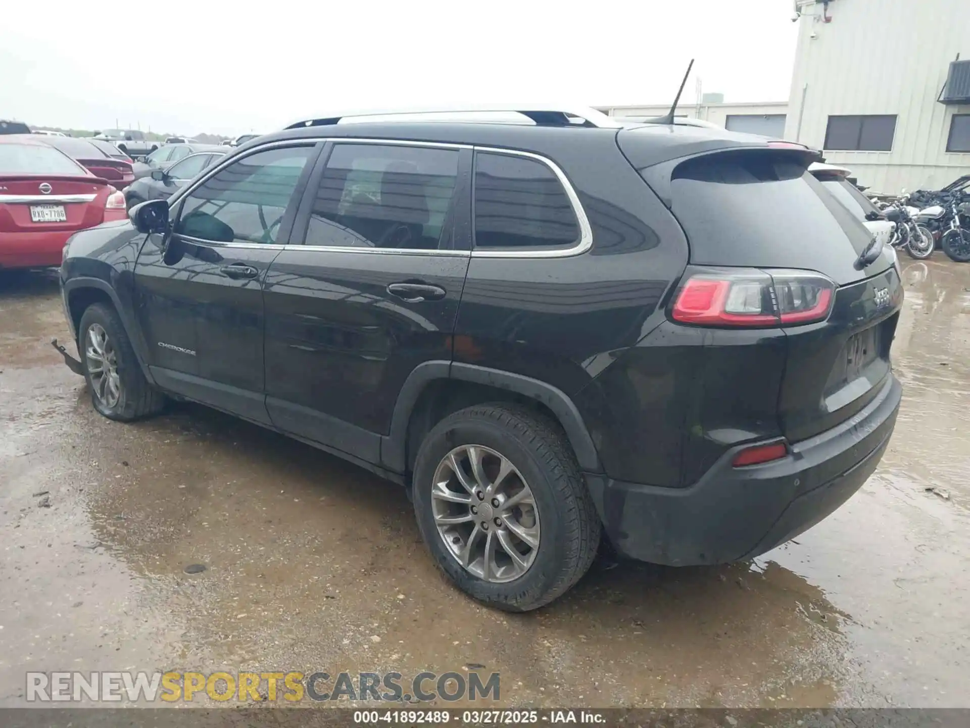 3 Photograph of a damaged car 1C4PJLLB7LD541635 JEEP CHEROKEE 2020