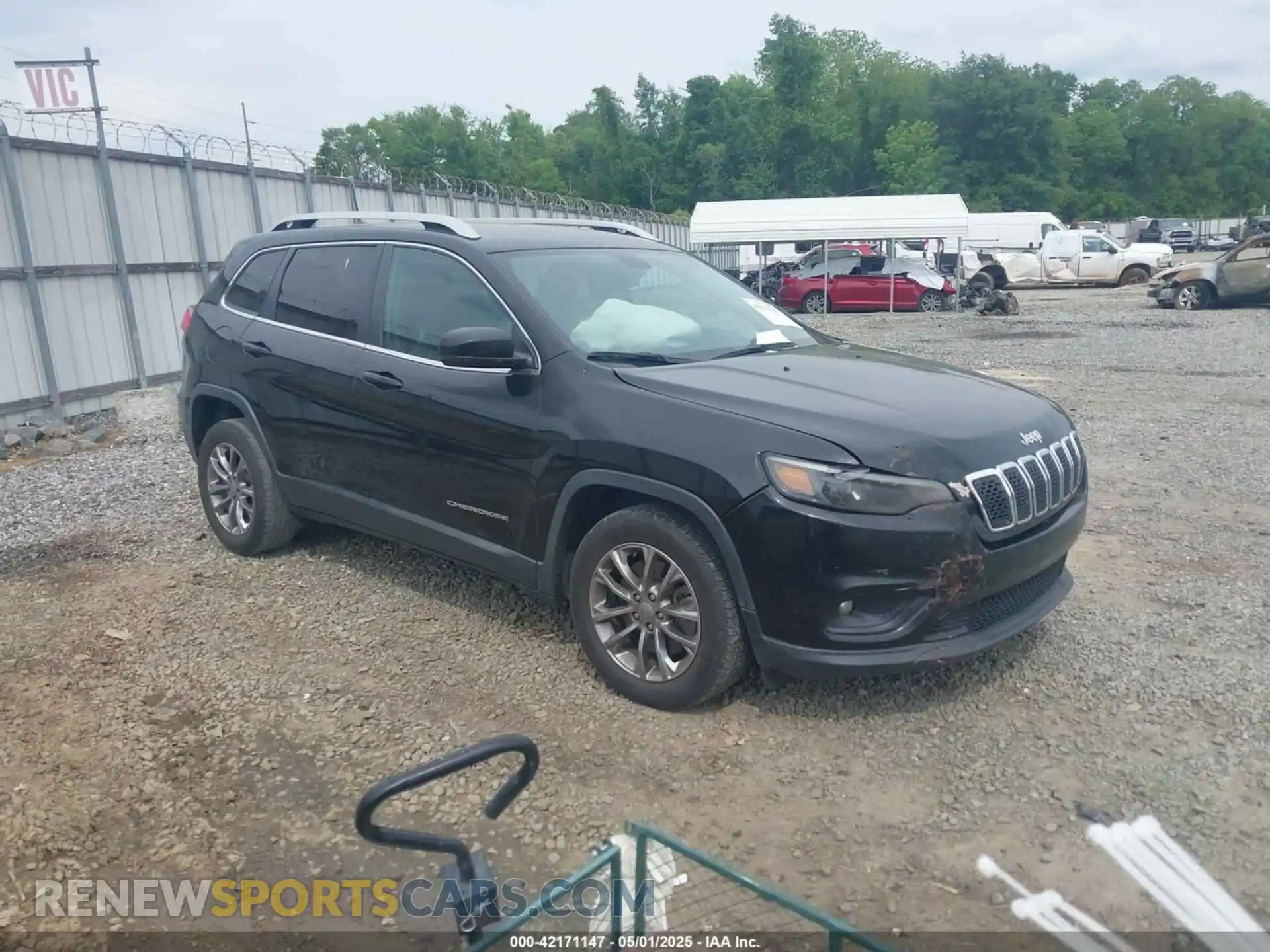 1 Photograph of a damaged car 1C4PJLLB9LD503369 JEEP CHEROKEE 2020