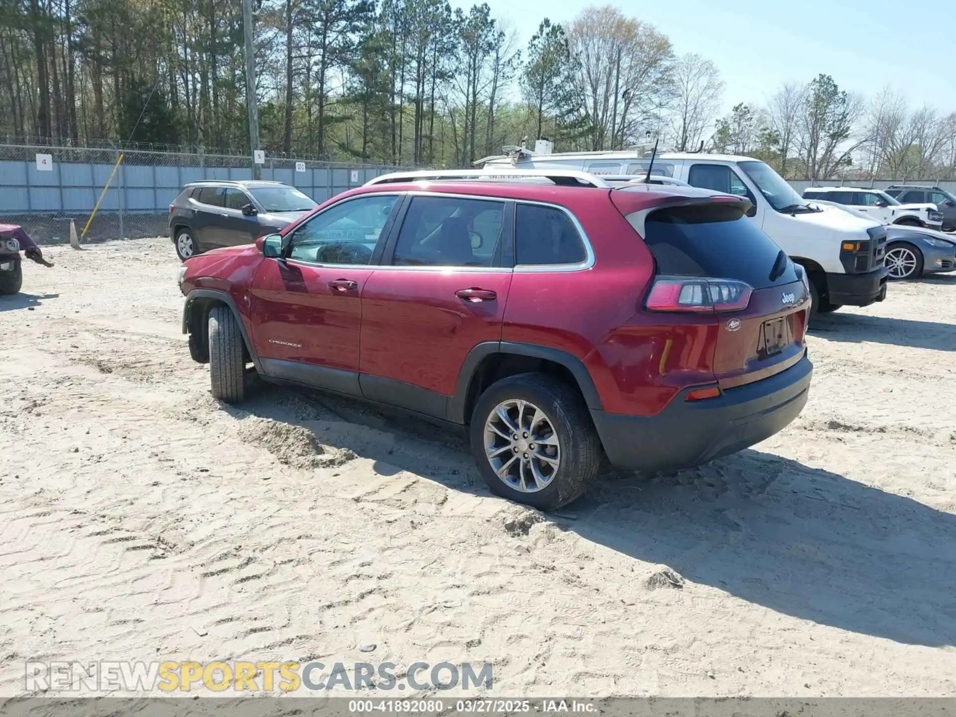 3 Photograph of a damaged car 1C4PJLLB9LD585622 JEEP CHEROKEE 2020