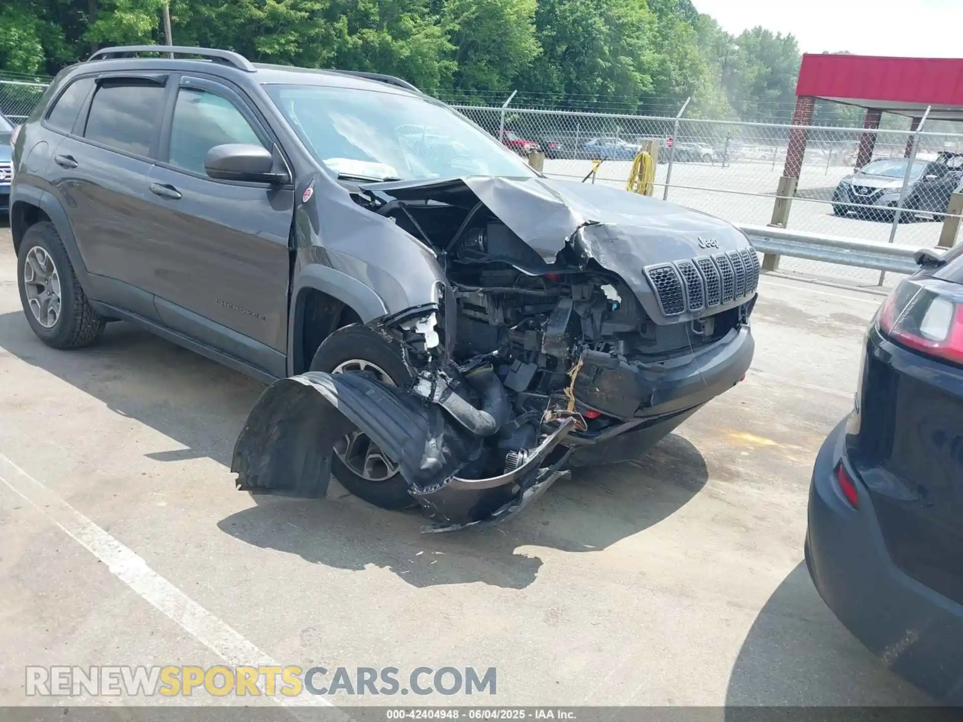 1 Photograph of a damaged car 1C4PJMBX5LD530720 JEEP CHEROKEE 2020