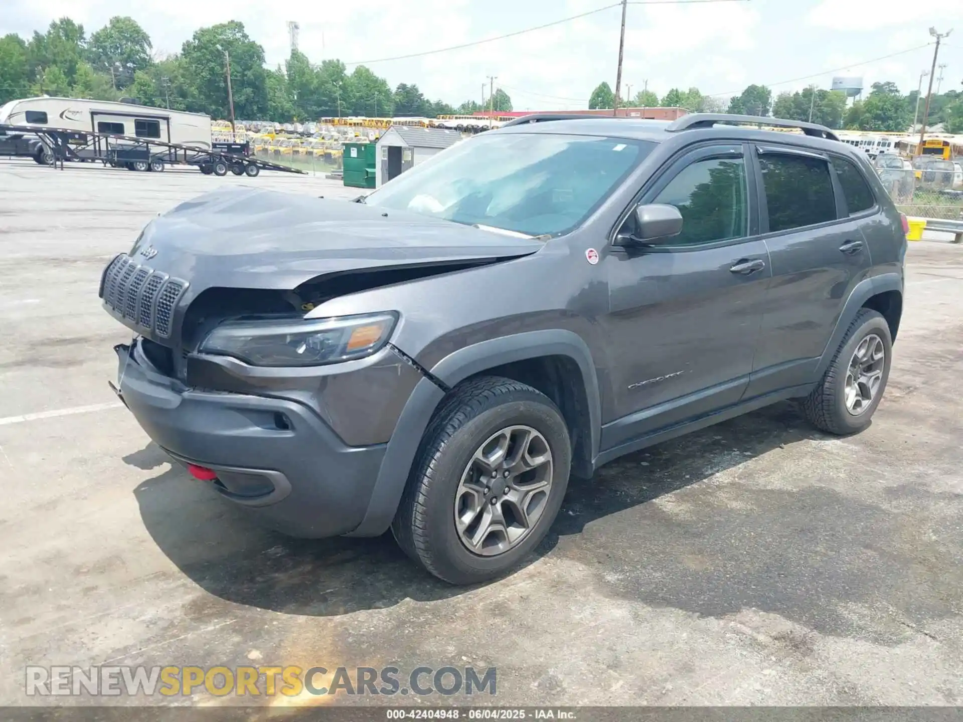 2 Photograph of a damaged car 1C4PJMBX5LD530720 JEEP CHEROKEE 2020