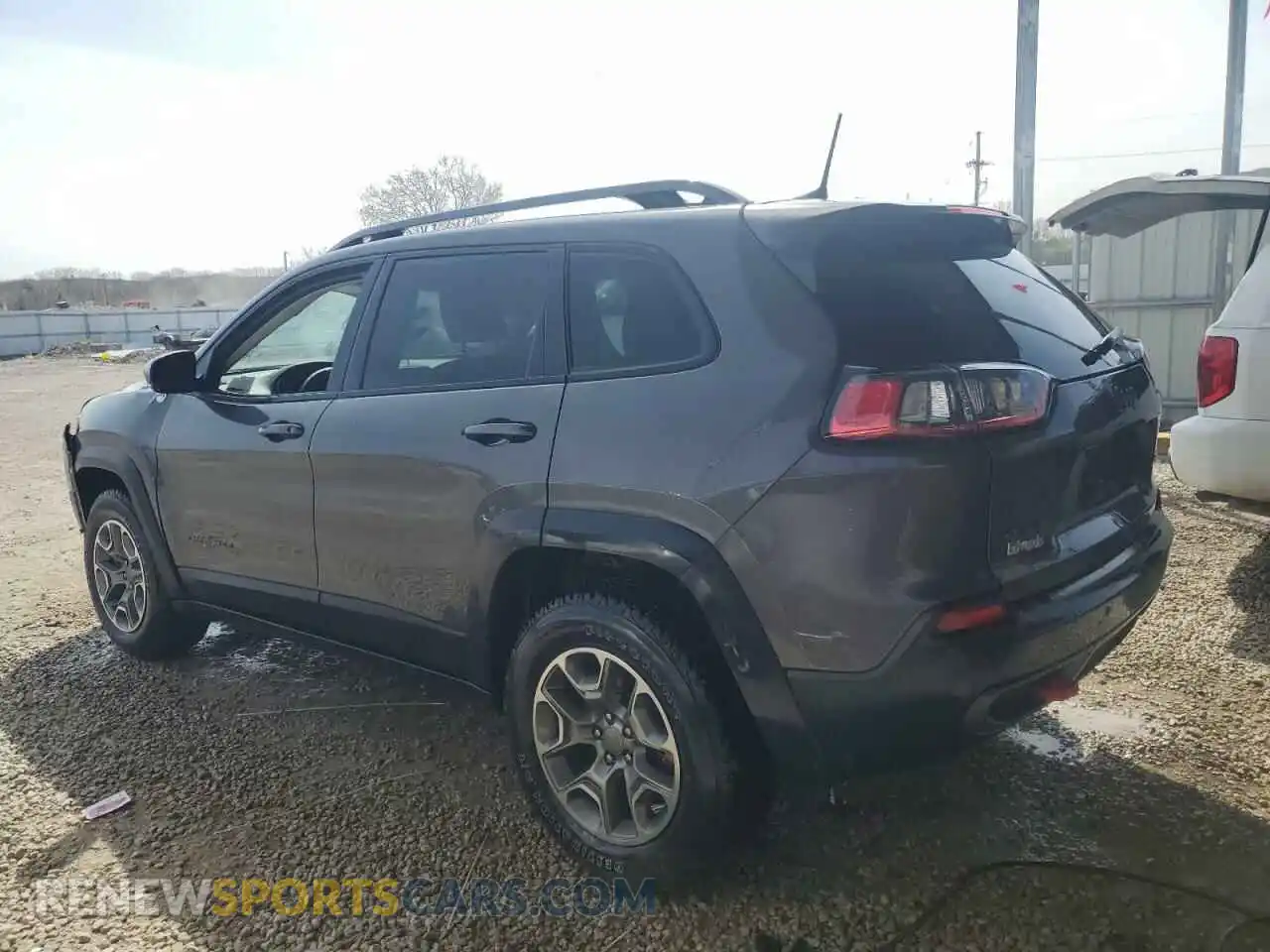 2 Photograph of a damaged car 1C4PJMBX6LD518088 JEEP CHEROKEE 2020