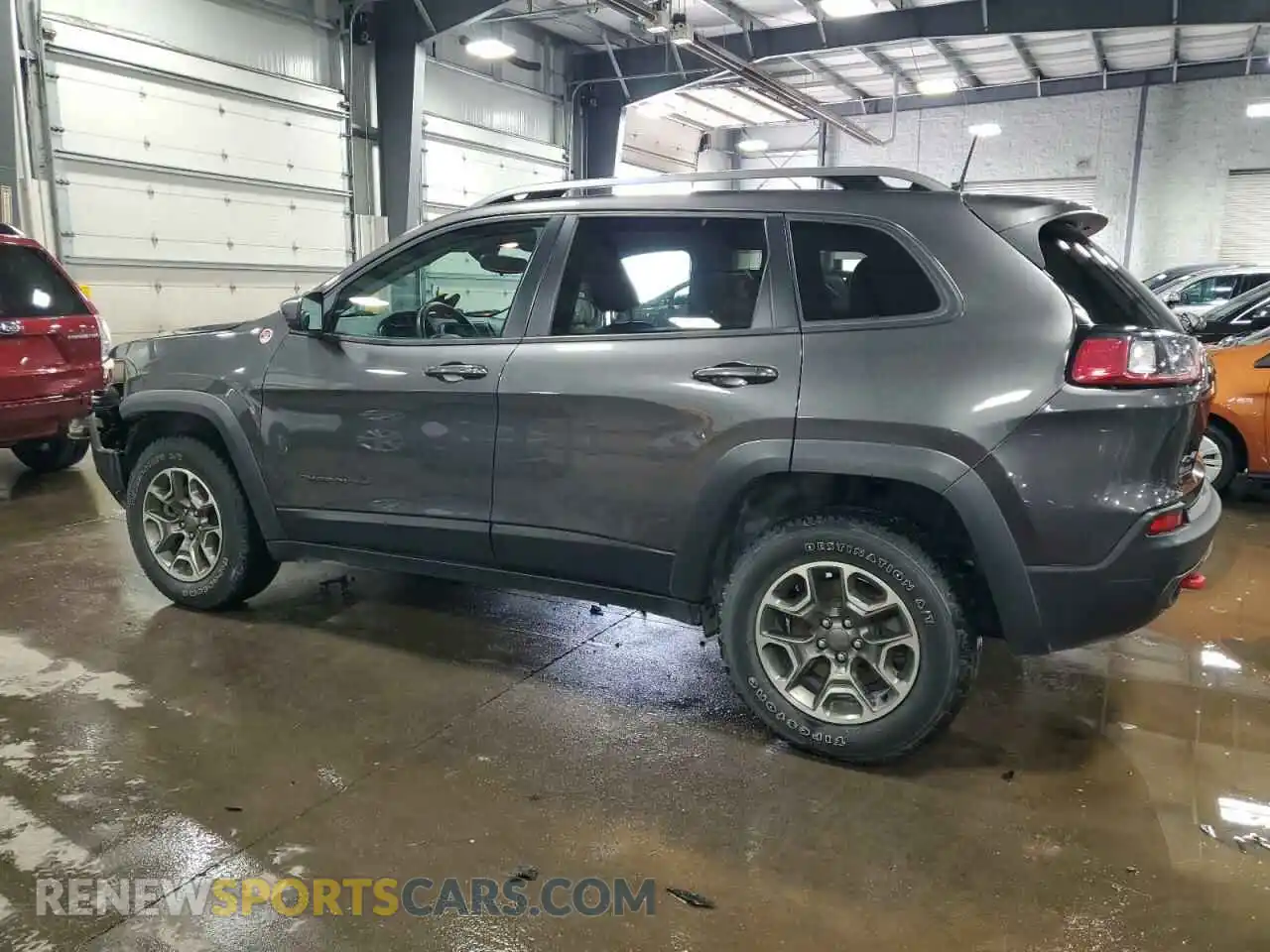 2 Photograph of a damaged car 1C4PJMBX8LD587980 JEEP CHEROKEE 2020