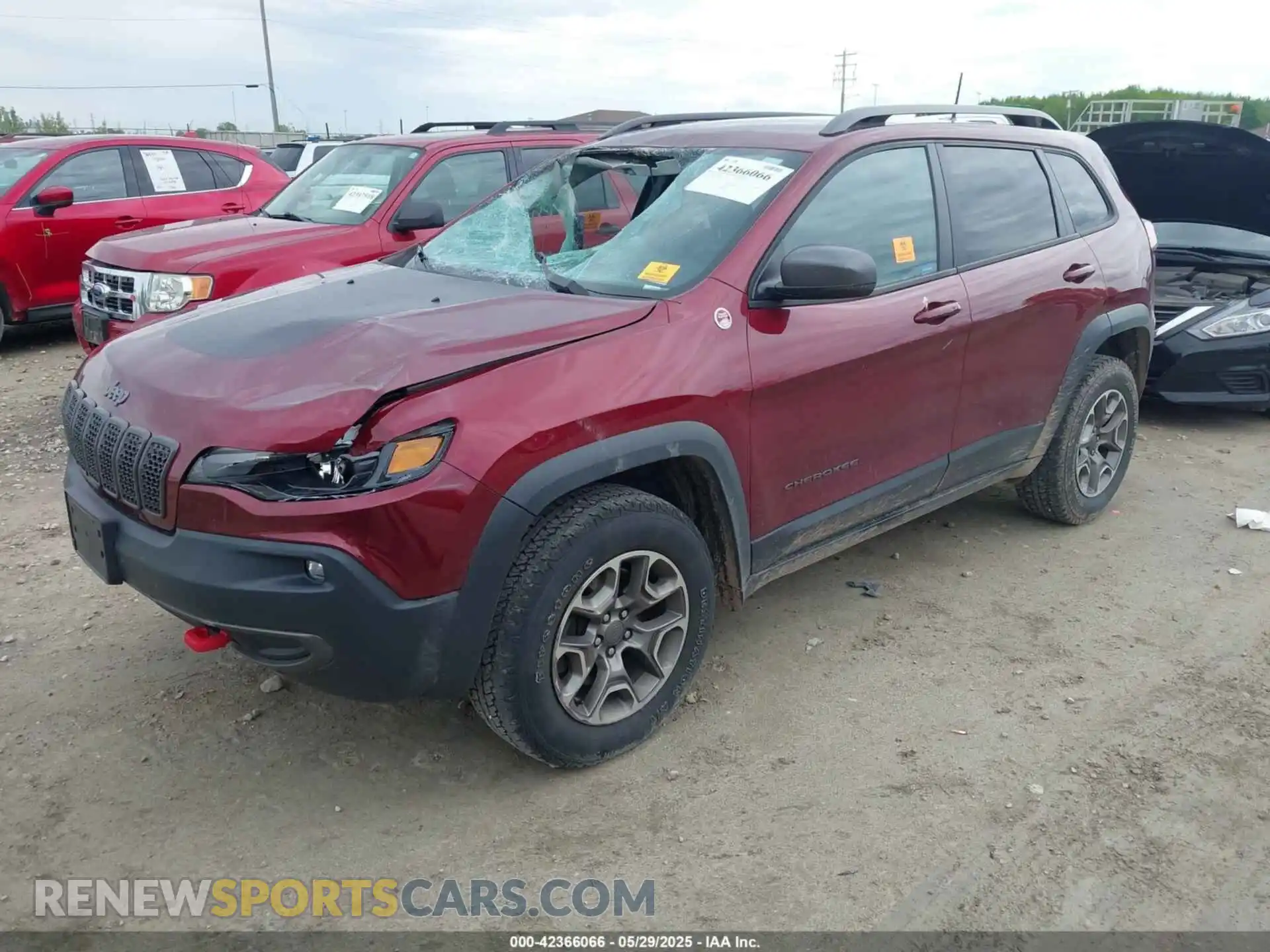 2 fotografías del automóvil dañado 1C4PJMBX8LD619813 JEEP CHEROKEE 2020