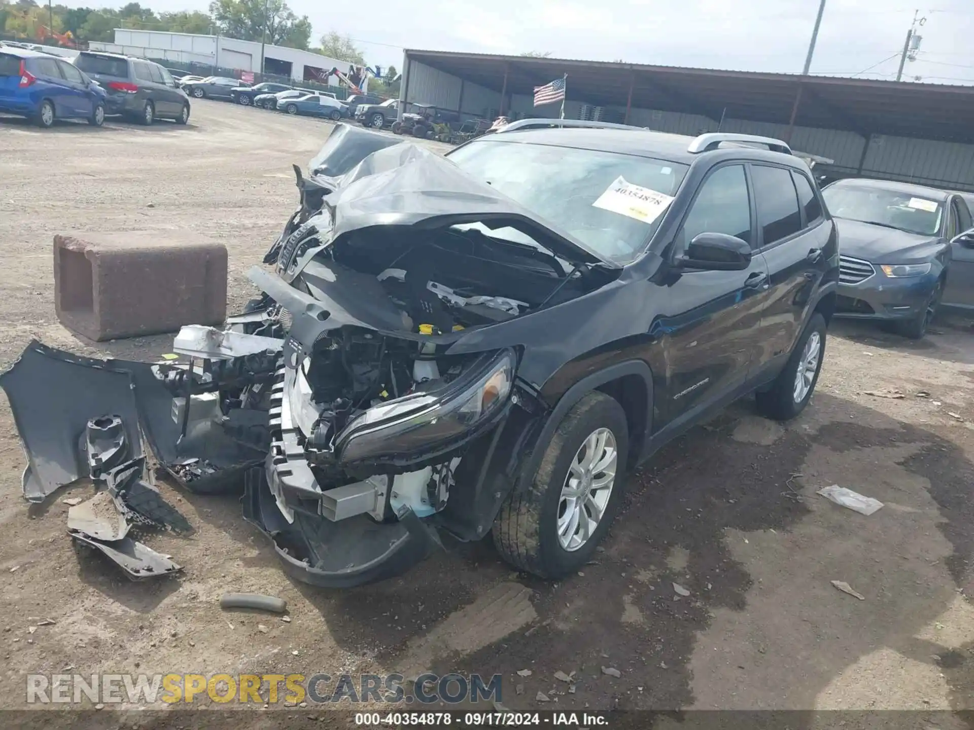 2 Photograph of a damaged car 1C4PJMCB0LD564311 JEEP CHEROKEE 2020