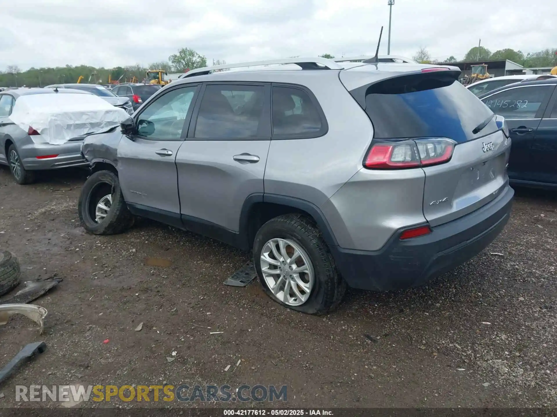 3 Photograph of a damaged car 1C4PJMCB9LD546714 JEEP CHEROKEE 2020