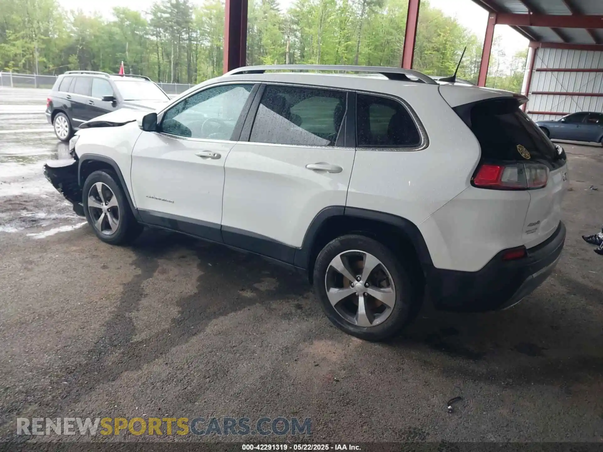 3 Photograph of a damaged car 1C4PJMDN9LD534376 JEEP CHEROKEE 2020