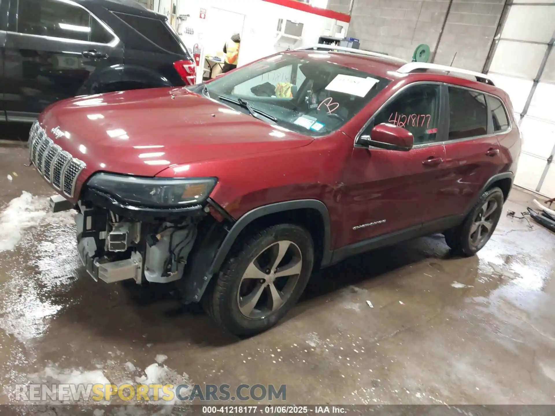 2 Photograph of a damaged car 1C4PJMDX0LD521095 JEEP CHEROKEE 2020