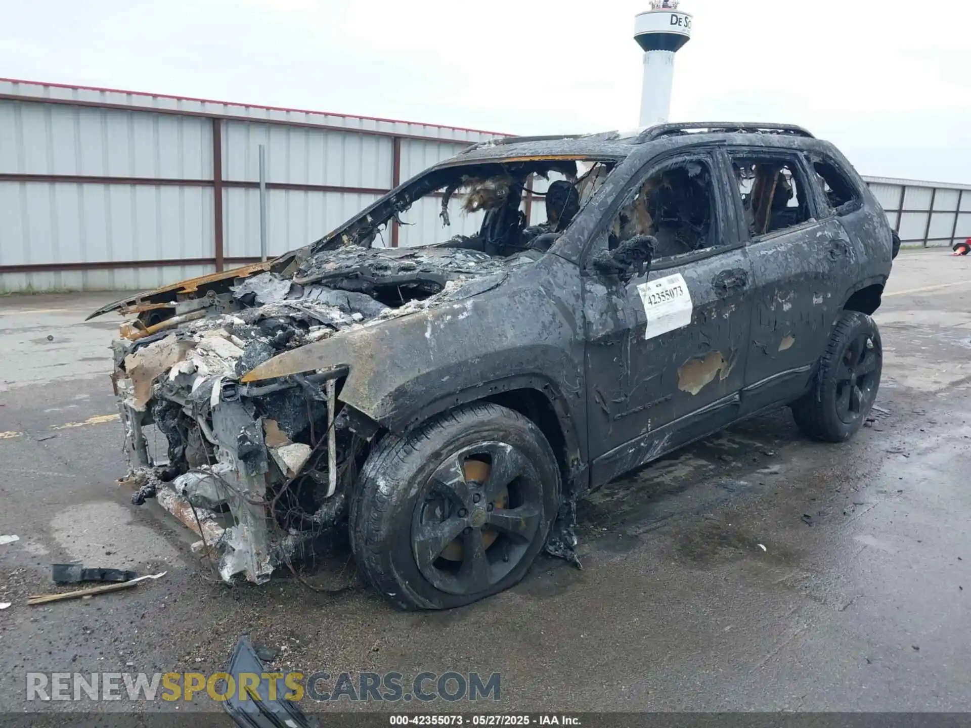2 fotografías del automóvil dañado 1C4PJMDX0LD641477 JEEP CHEROKEE 2020