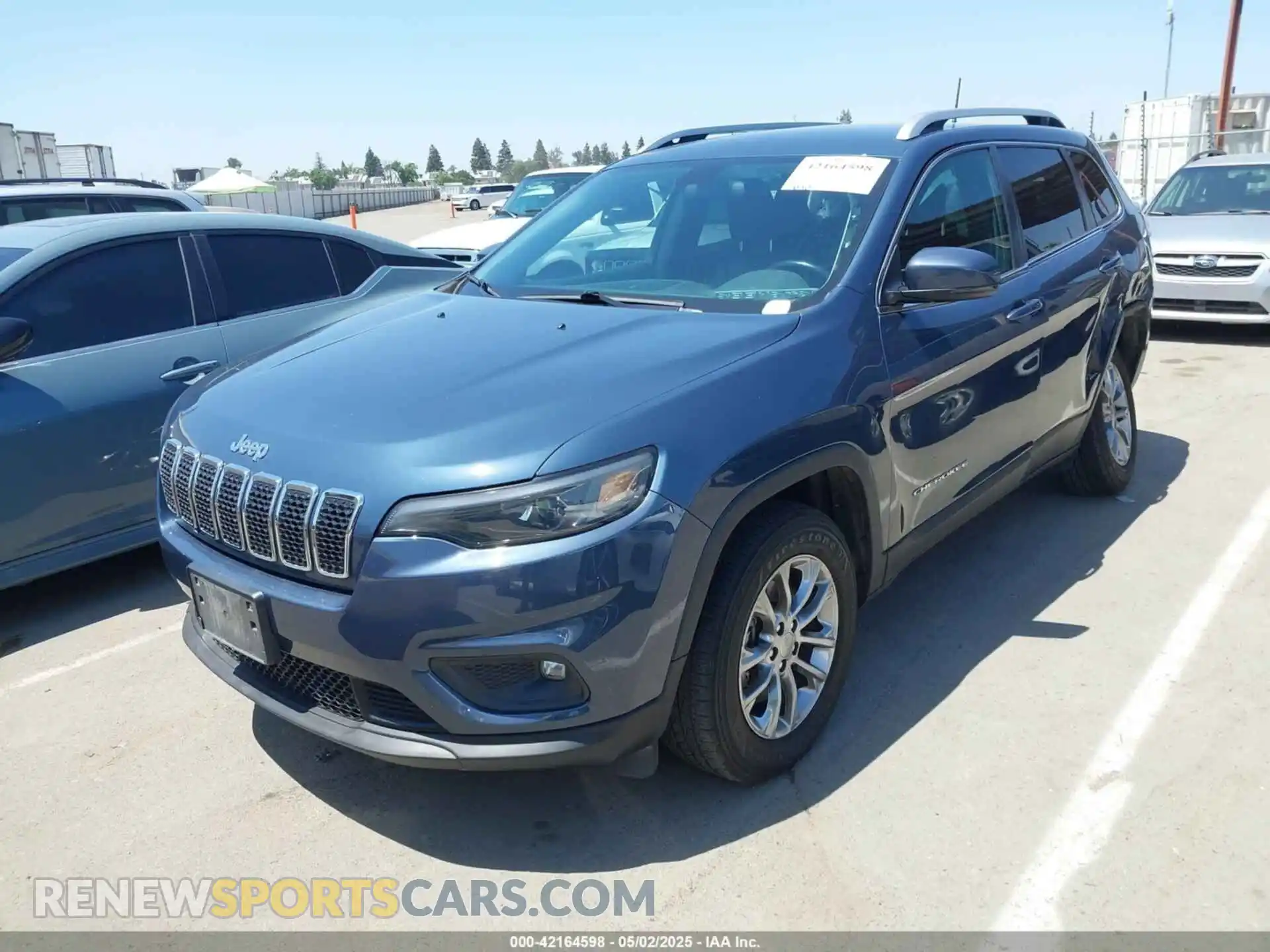 2 Photograph of a damaged car 1C4PJMLB2LD616974 JEEP CHEROKEE 2020