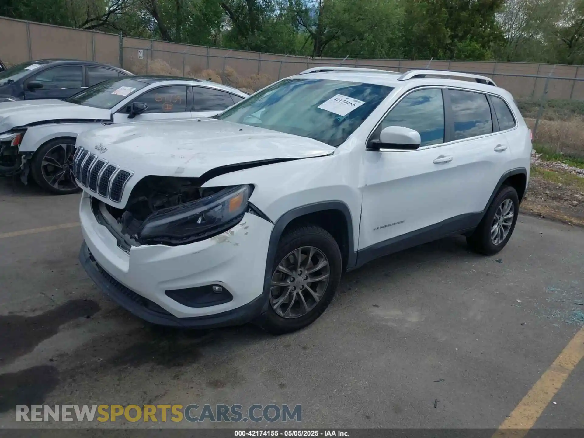 2 Photograph of a damaged car 1C4PJMLB5LD551263 JEEP CHEROKEE 2020