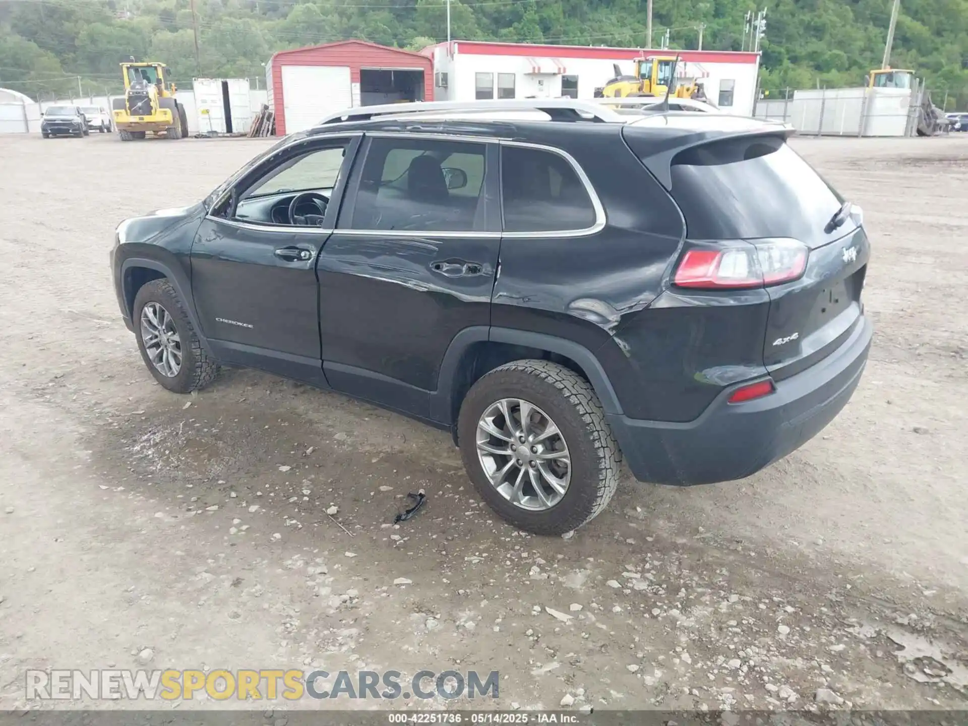 3 Photograph of a damaged car 1C4PJMLB5LD580441 JEEP CHEROKEE 2020