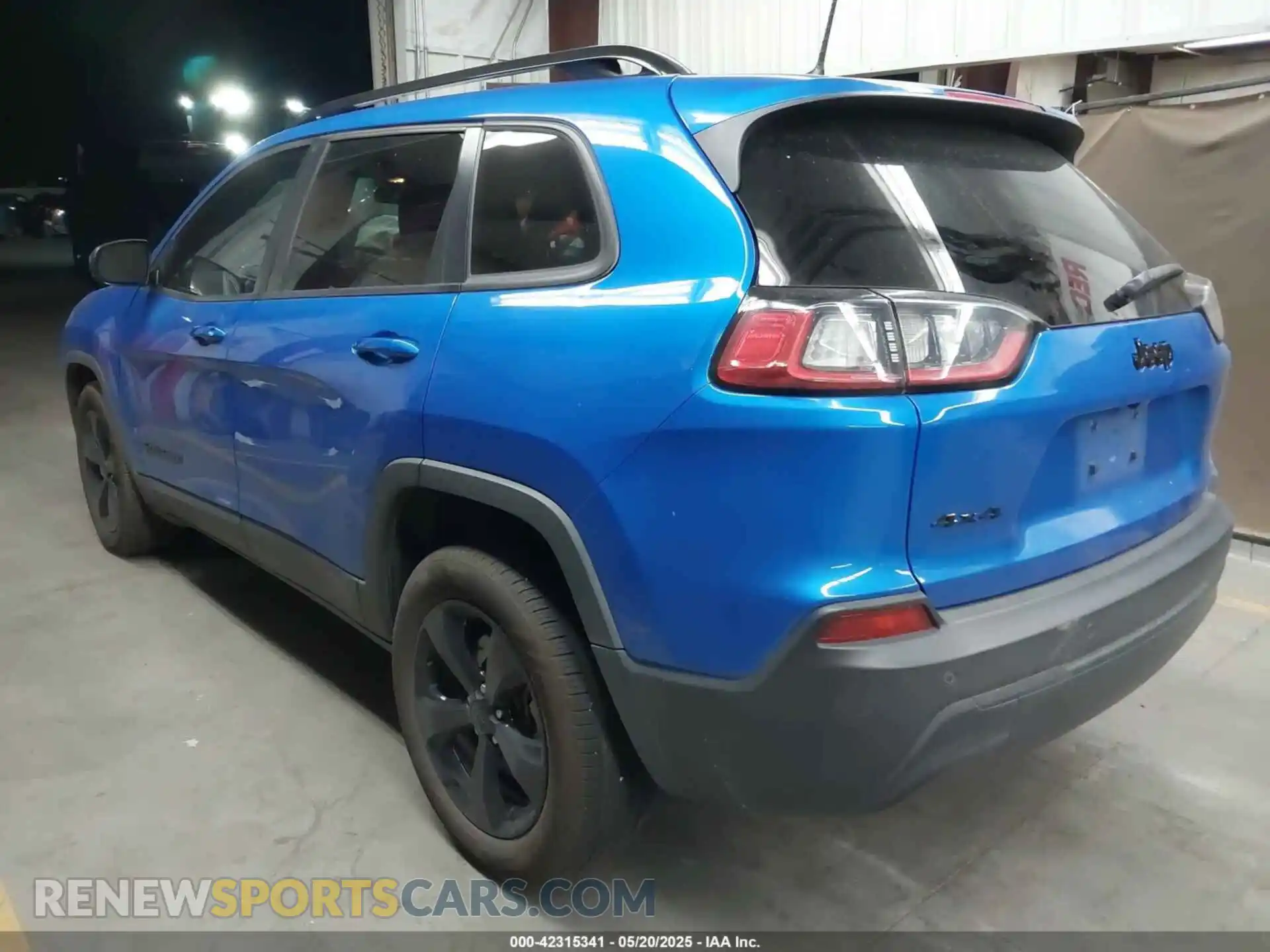 3 Photograph of a damaged car 1C4PJMLBXLD539576 JEEP CHEROKEE 2020