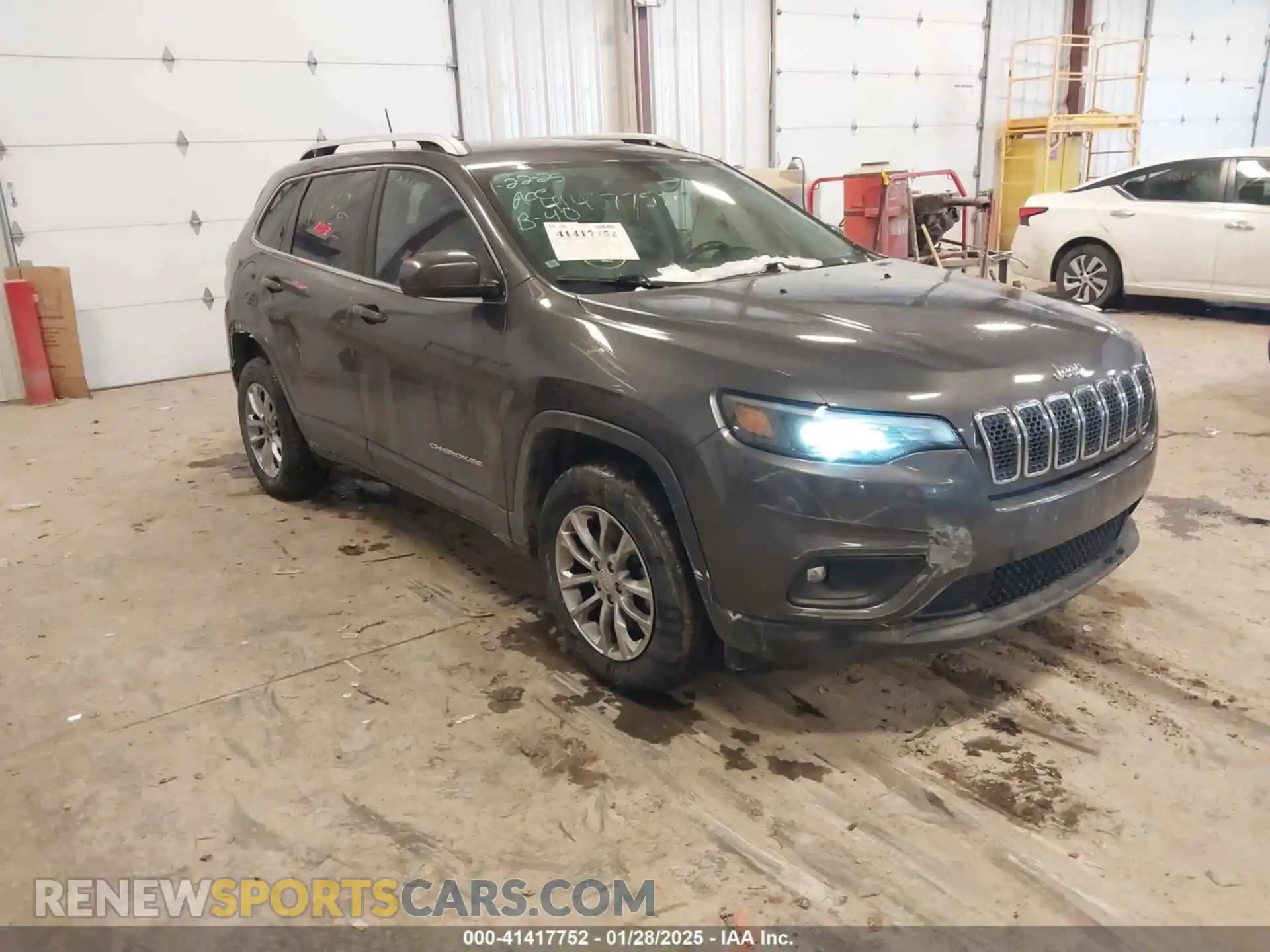1 Photograph of a damaged car 1C4PJMLX9LD527561 JEEP CHEROKEE 2020