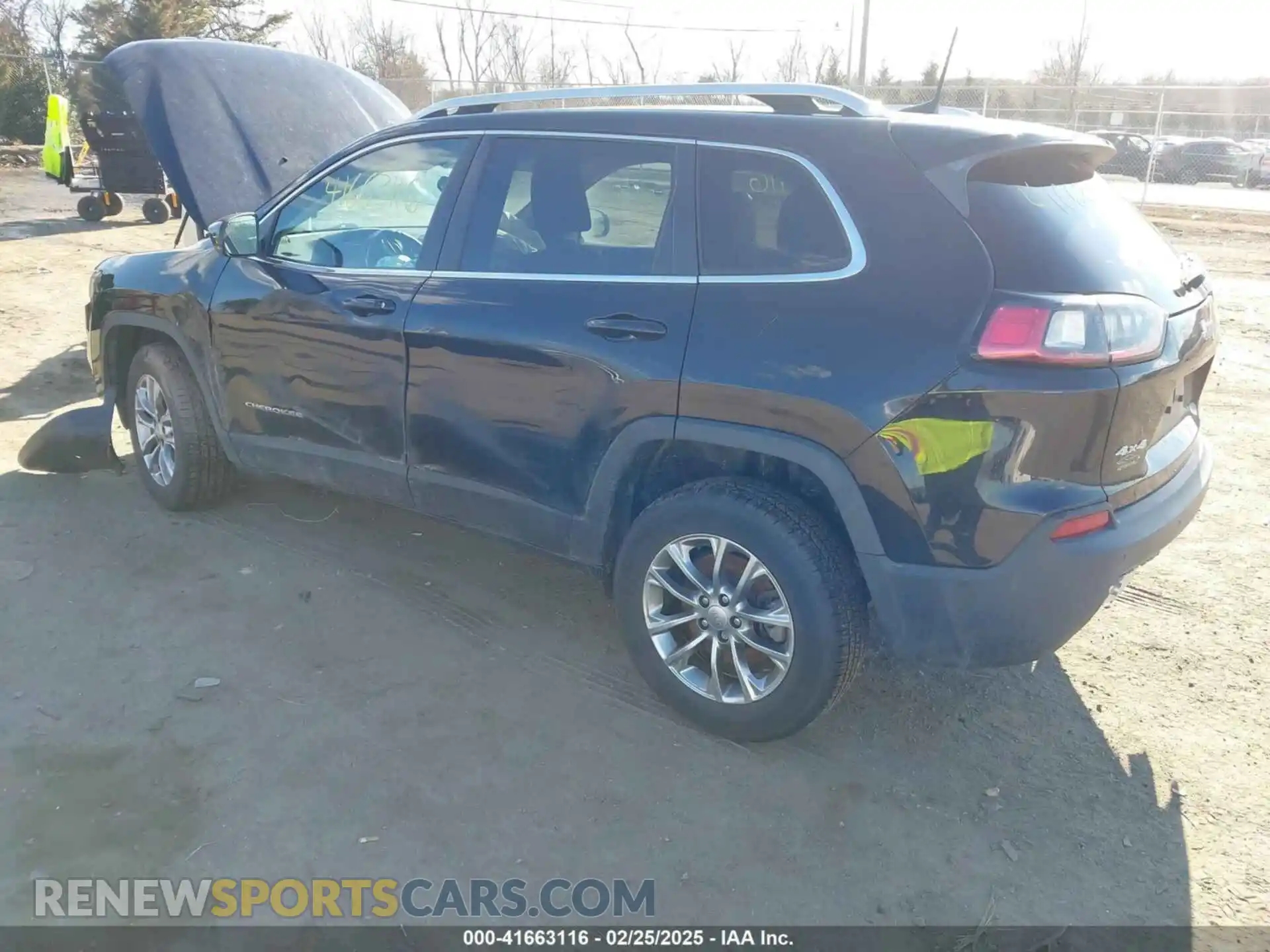 3 Photograph of a damaged car 1C4PJMLX9LD633699 JEEP CHEROKEE 2020