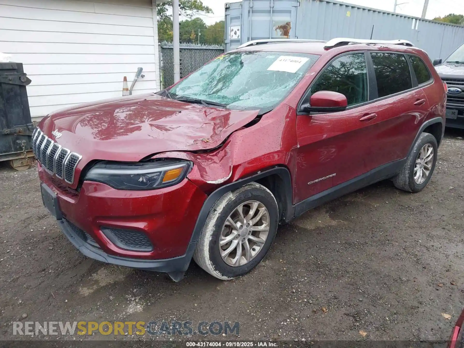 2 Photograph of a damaged car 1C4PJLCB0MD116243 JEEP CHEROKEE 2021