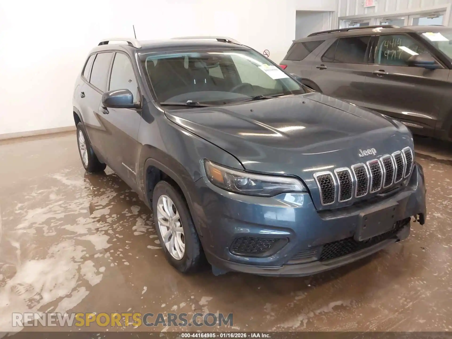 1 Photograph of a damaged car 1C4PJLCB1MD169467 JEEP CHEROKEE 2021