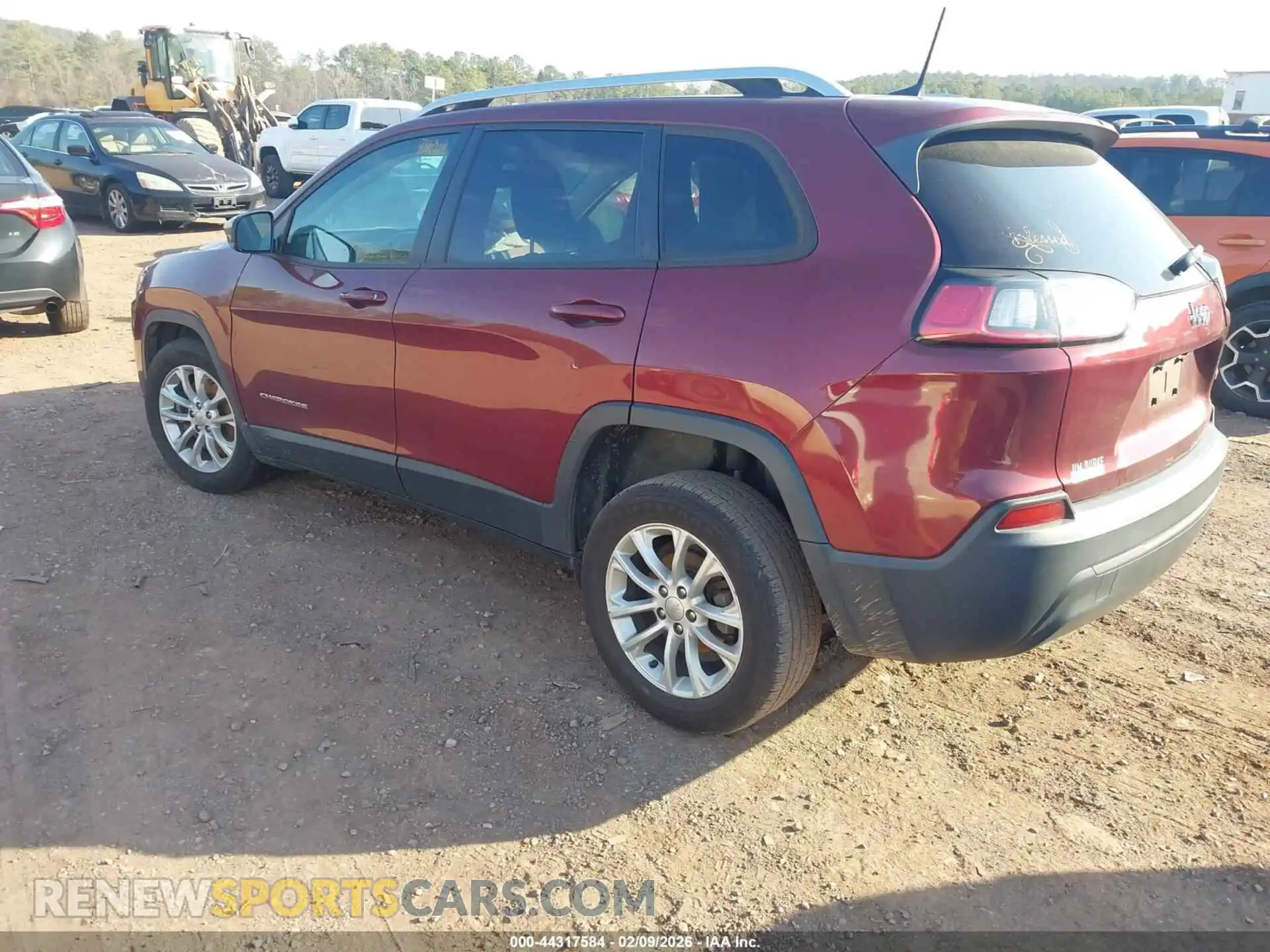 3 Фотография поврежденного автомобиля 1C4PJLCB2MD116101 JEEP CHEROKEE 2021
