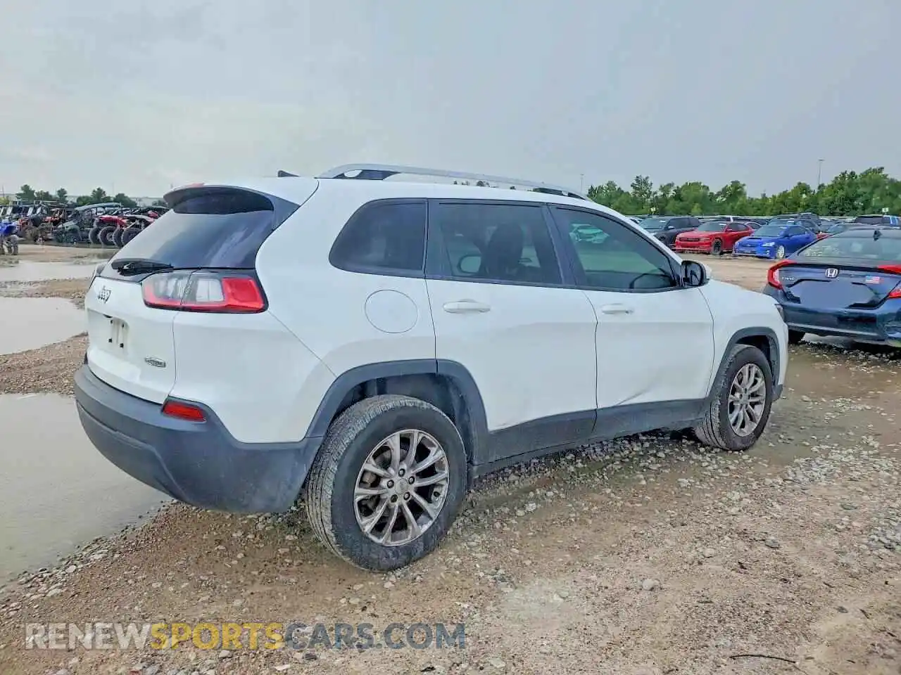 3 Фотография поврежденного автомобиля 1C4PJLCB3MD164982 JEEP CHEROKEE 2021
