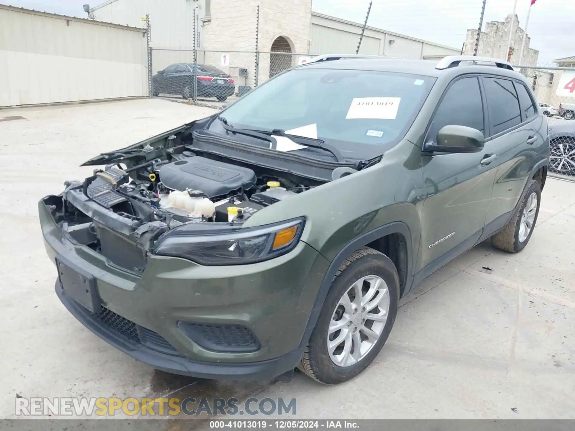 2 Photograph of a damaged car 1C4PJLCB6MD156200 JEEP CHEROKEE 2021