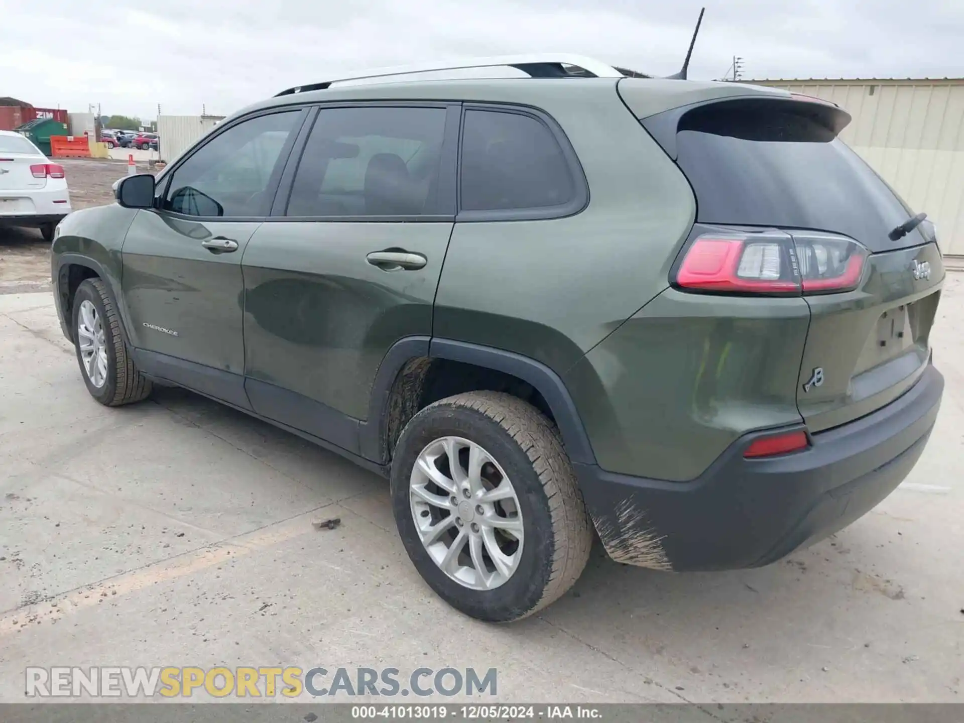 3 Photograph of a damaged car 1C4PJLCB6MD156200 JEEP CHEROKEE 2021