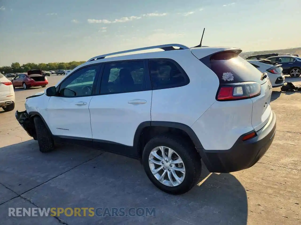 2 fotografías del automóvil dañado 1C4PJLCB6MD169562 JEEP CHEROKEE 2021