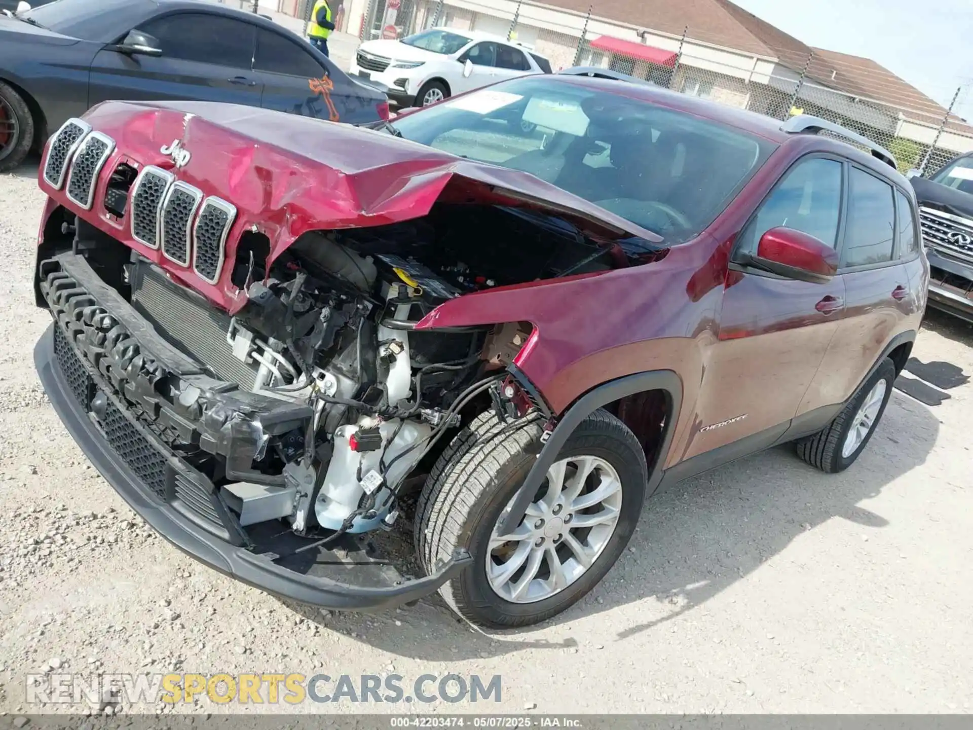 2 Photograph of a damaged car 1C4PJLCB7MD150373 JEEP CHEROKEE 2021
