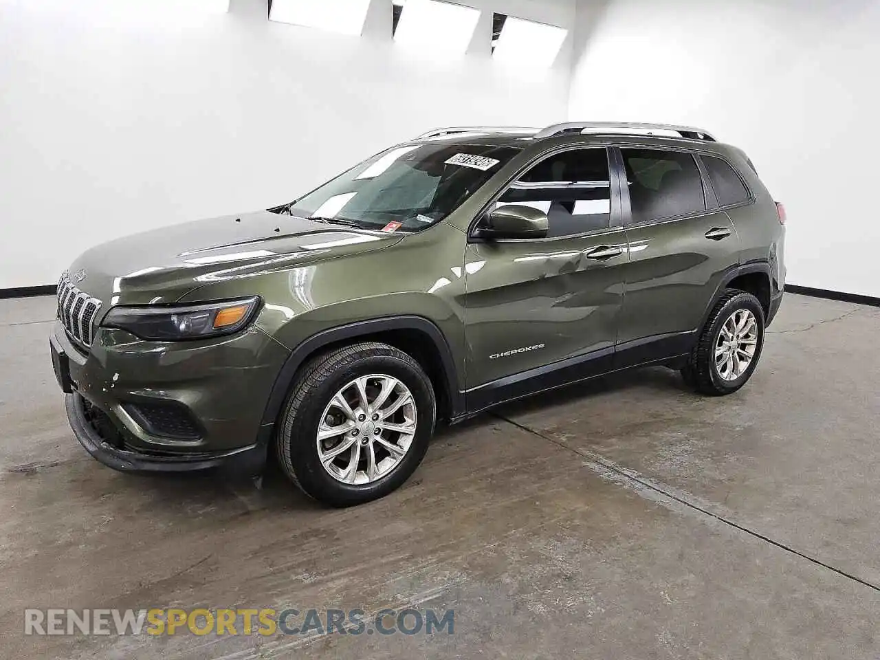 1 Photograph of a damaged car 1C4PJLCB8MD214792 JEEP CHEROKEE 2021